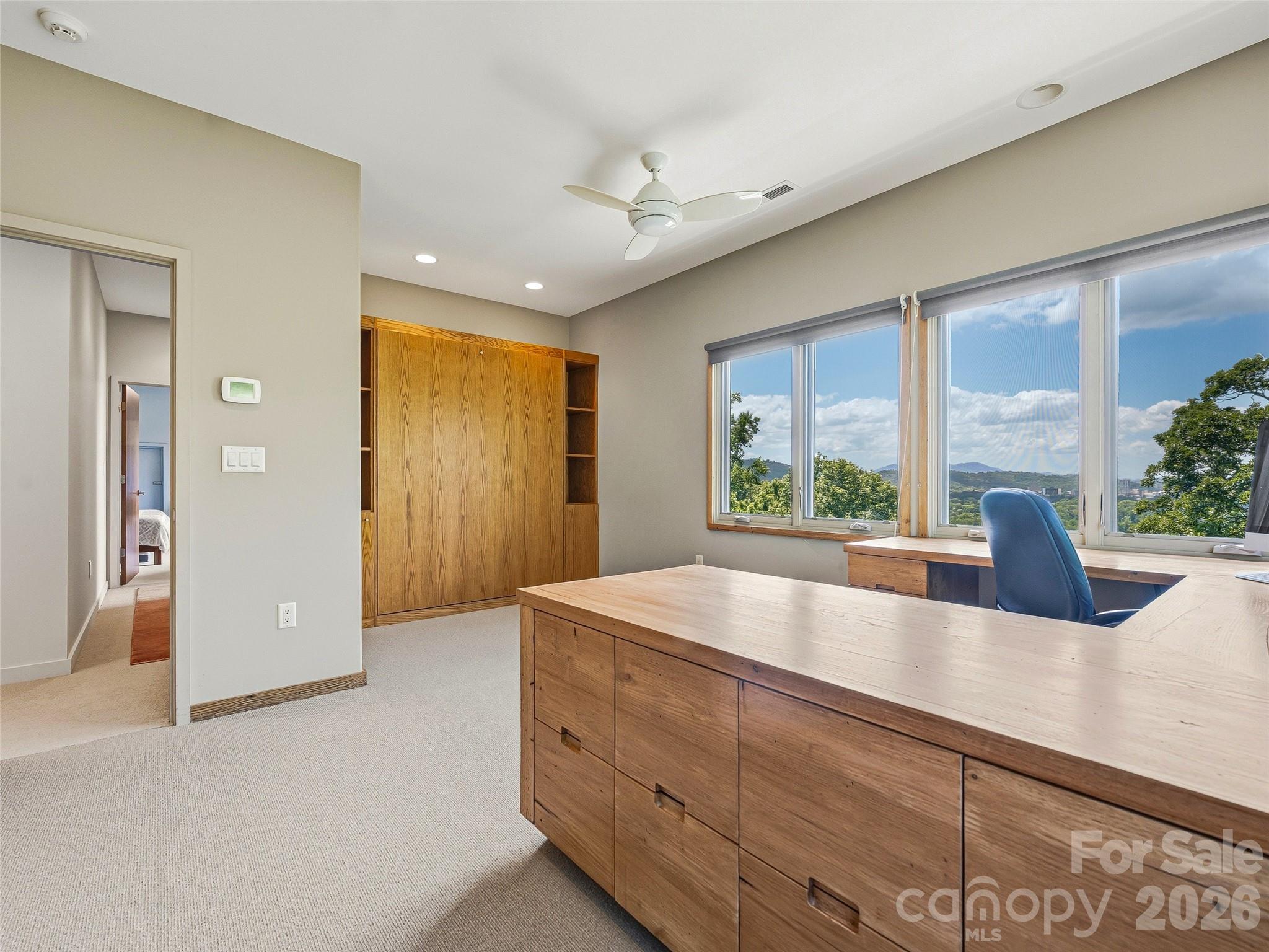Horizon Hill - Residential