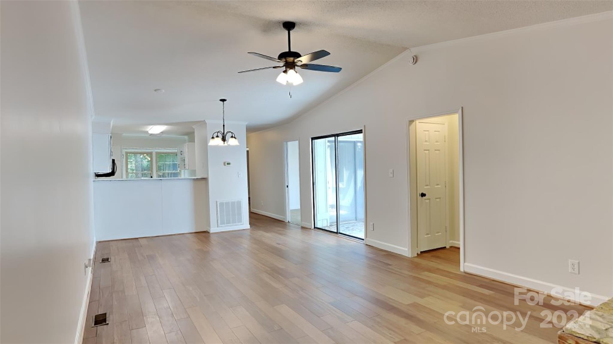 Cross Creek - Residential