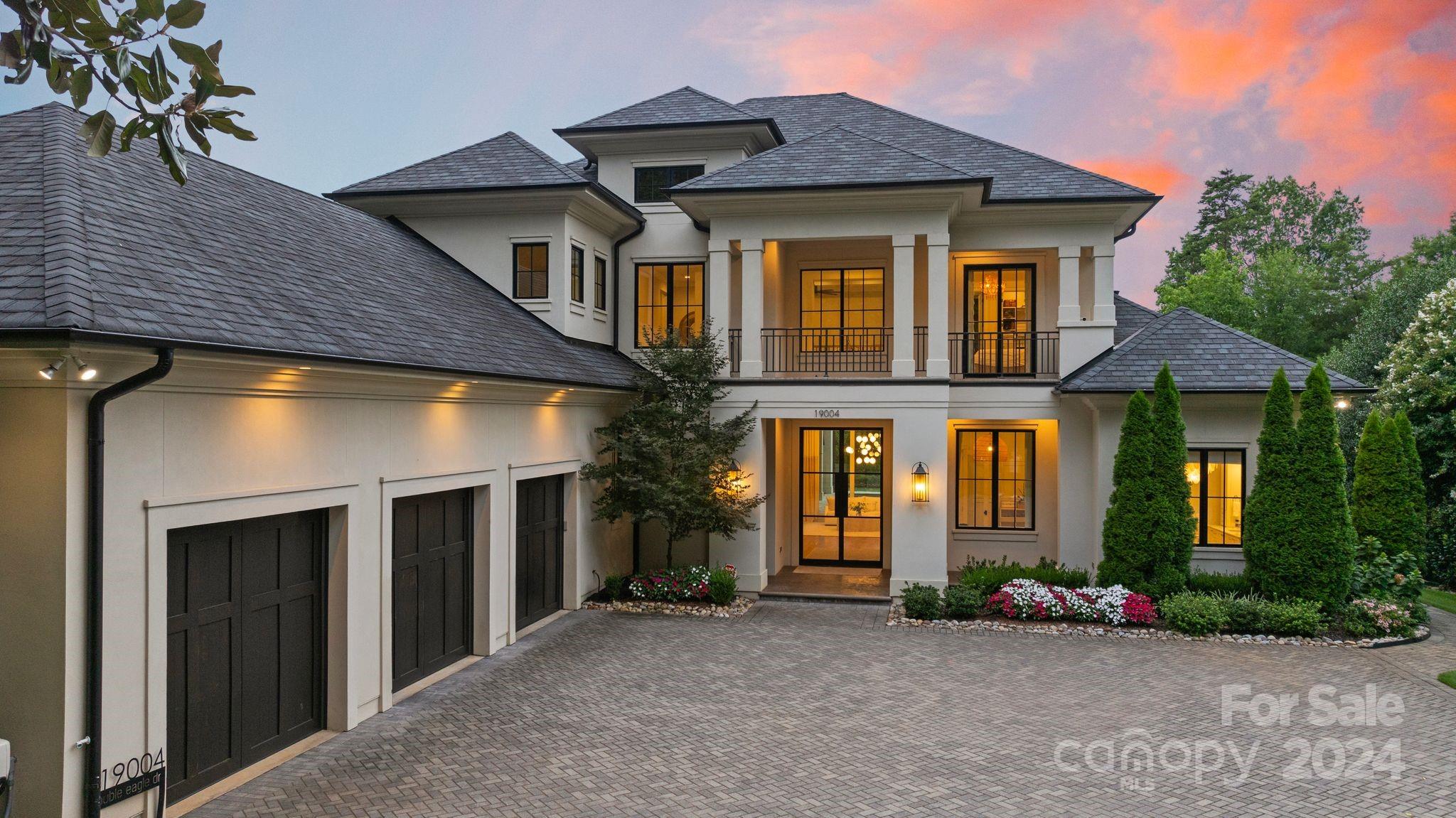 The Peninsula - Residential