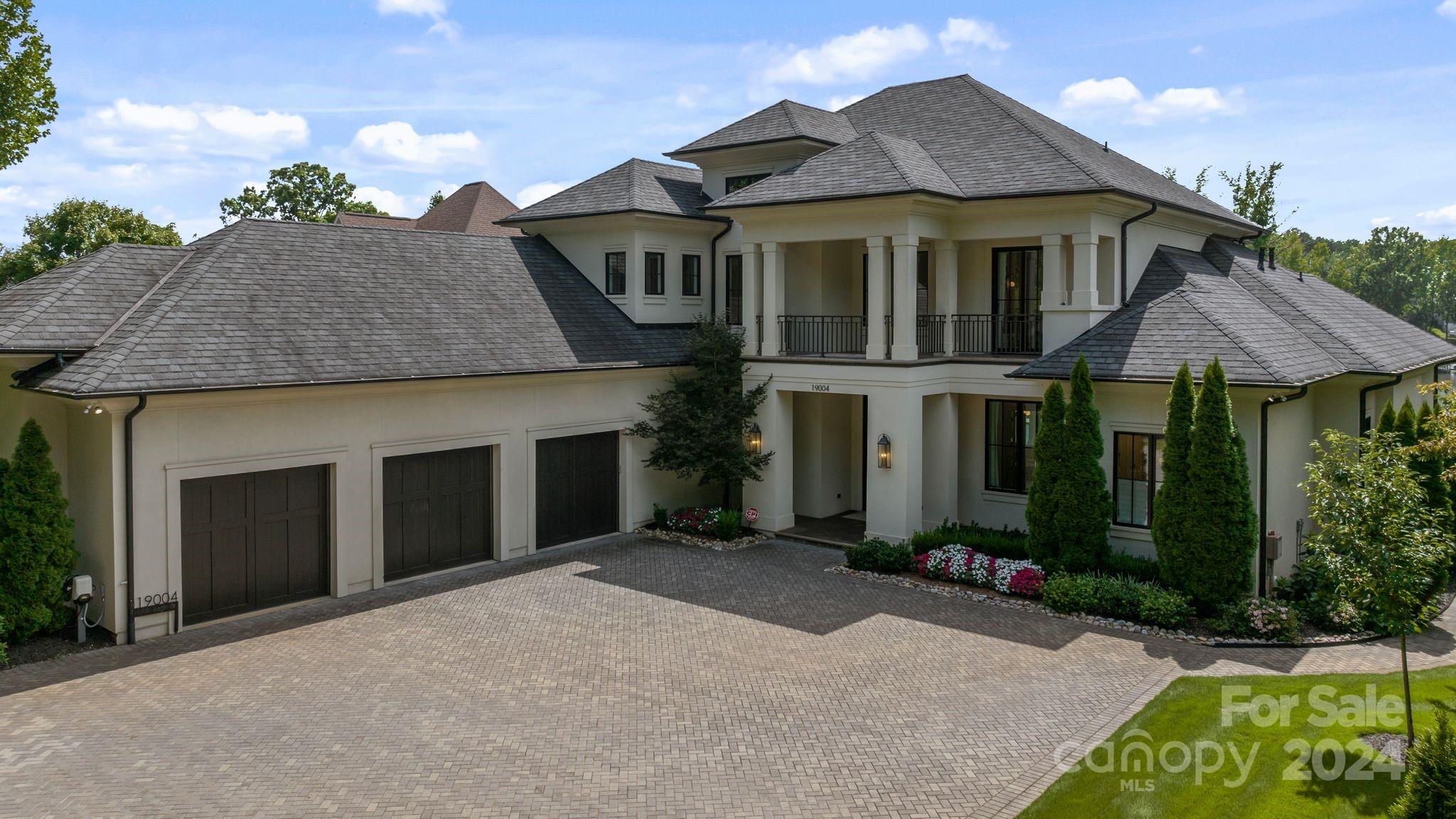 The Peninsula - Residential