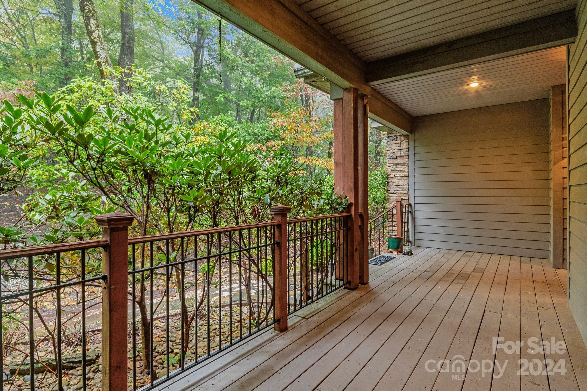 Connestee Falls - Residential