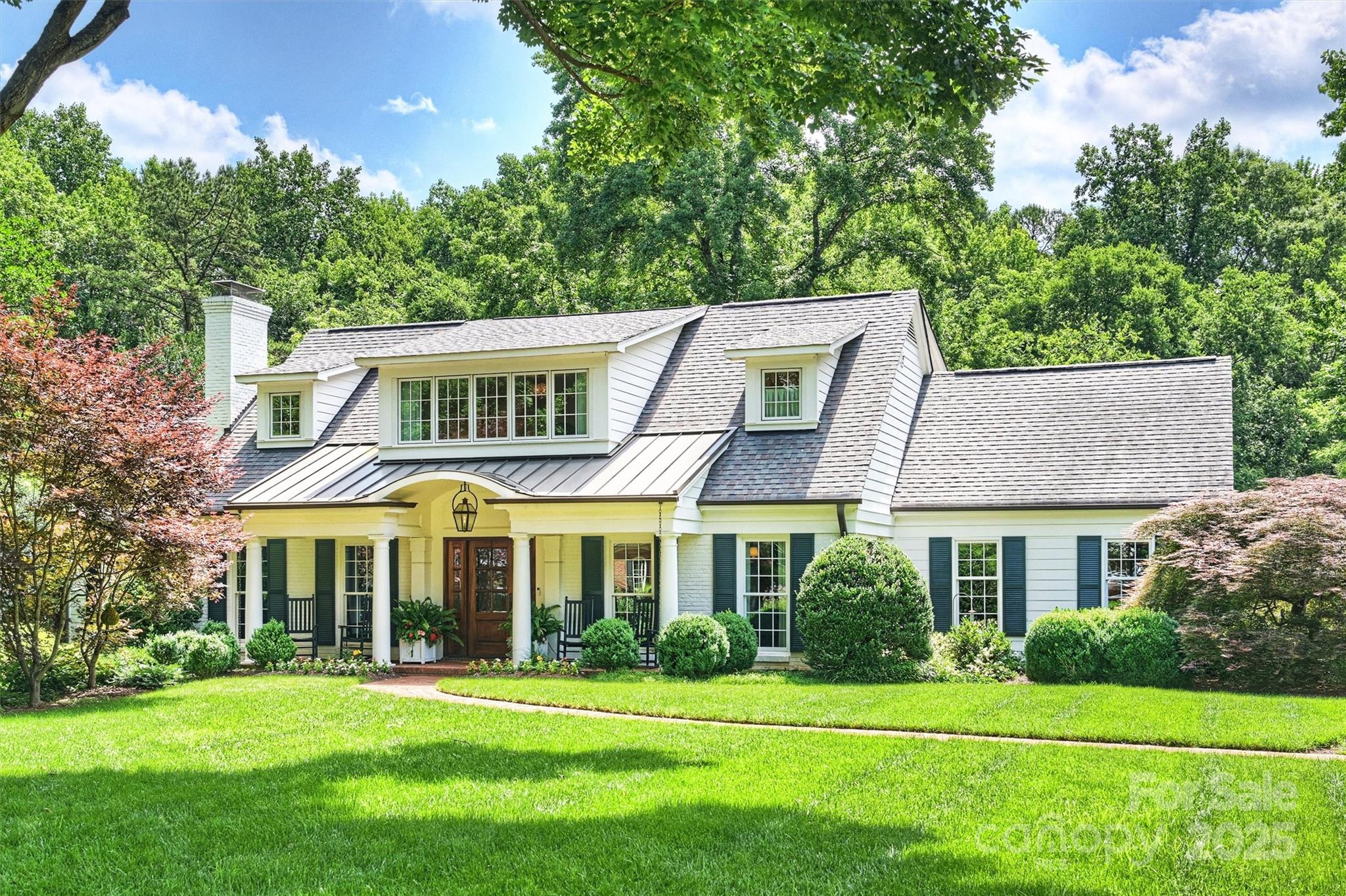 When tradition and modern warmth collide. Located in the sought-after Foxcroft neighborhood. Renovated home by Mills Eloge in 2017, with architecture by Miller Nicholson, offers a prime opportunity to own a piece of elegance in Southpark. 4 bed/ 3.5 bathrooms, just under 4,000 sqft. The primary suite includes an attached workout room and office.
The heart of the home is an exquisitely designed kitchen, equipped with professional-grade appliances by Wolf and Subzero, perfect for the culinary enthusiast. Step outside to find covered porches that offer an inviting space for outdoor living and entertaining.On a quiet cul-de-sac, the property occupies a little over half an acre, beautifully landscaped to enhance its serene ambiance. The lot offers direct access to walking trails, providing a seamless connection to nature and the outdoors. Plus, enjoy the convenience of proximity to Foxcroft Hills pool, shopping, and dining options. Pool and detached garage plans are available upon request.