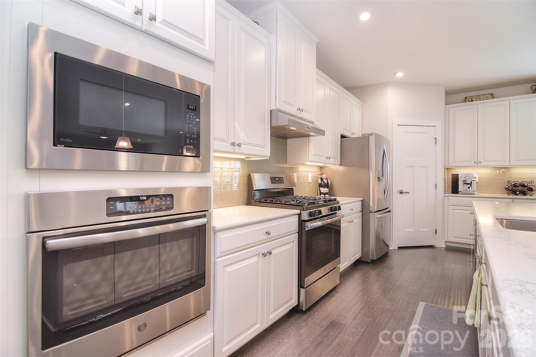 Enclave at Holcomb - Residential
