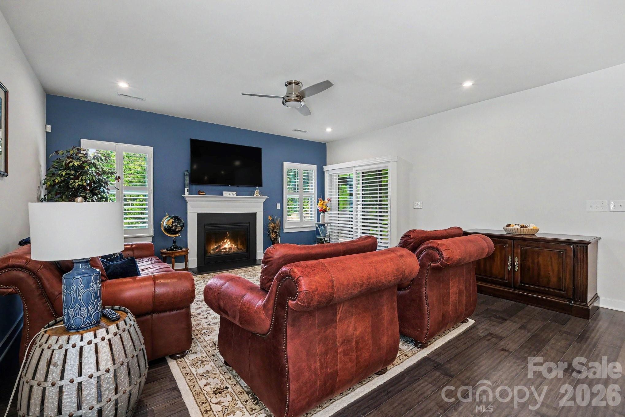 Enclave at Holcomb - Residential