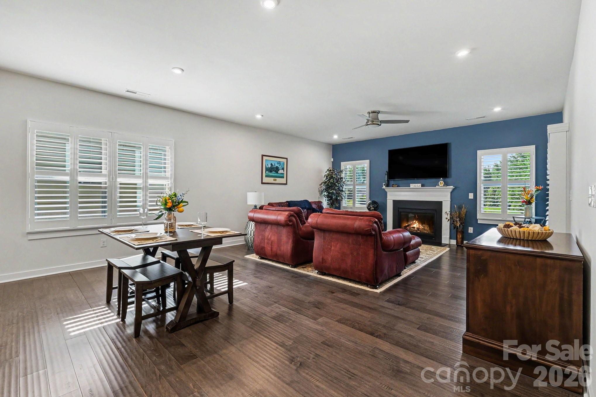 Enclave at Holcomb - Residential