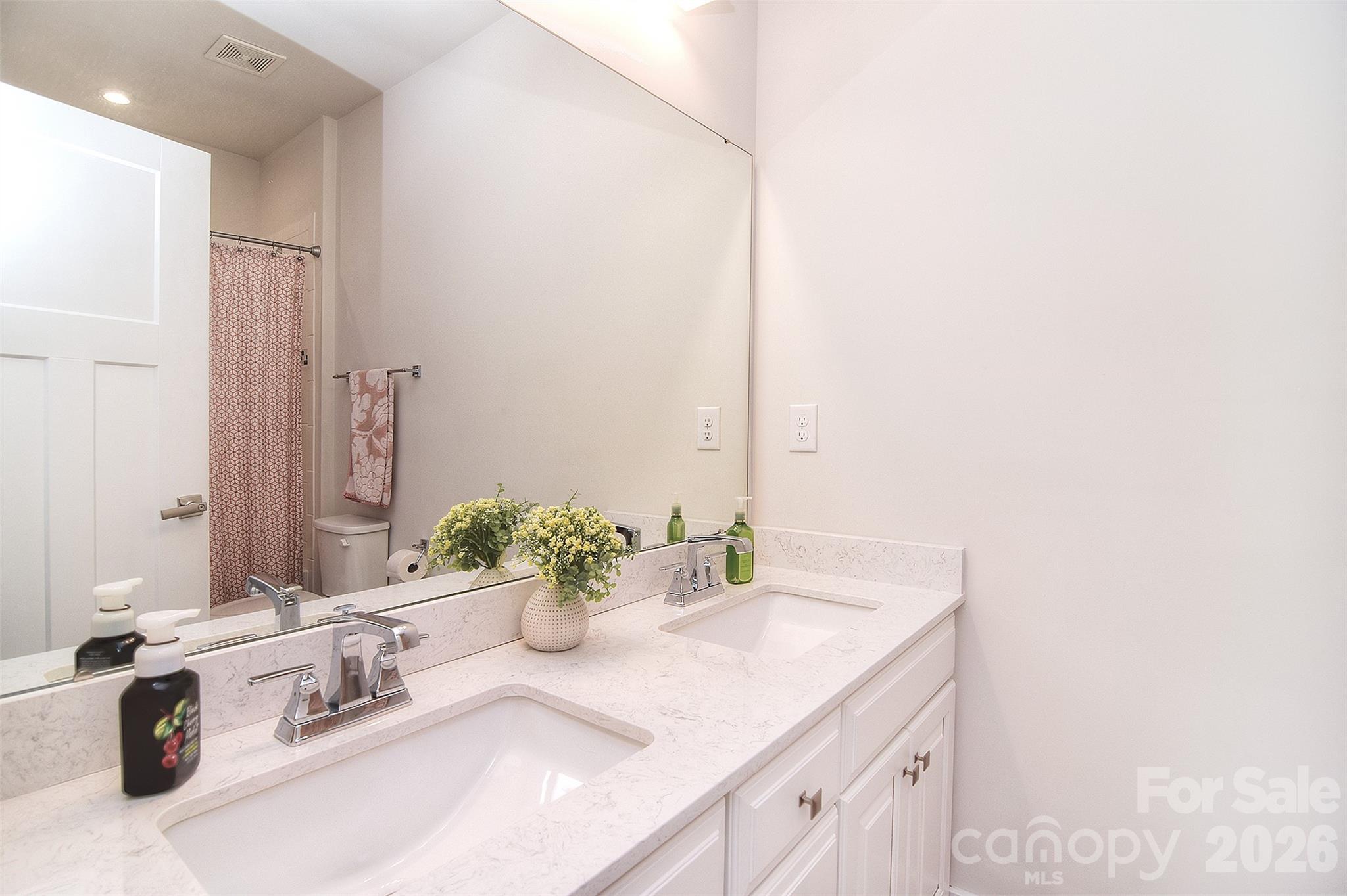 Enclave at Holcomb - Residential
