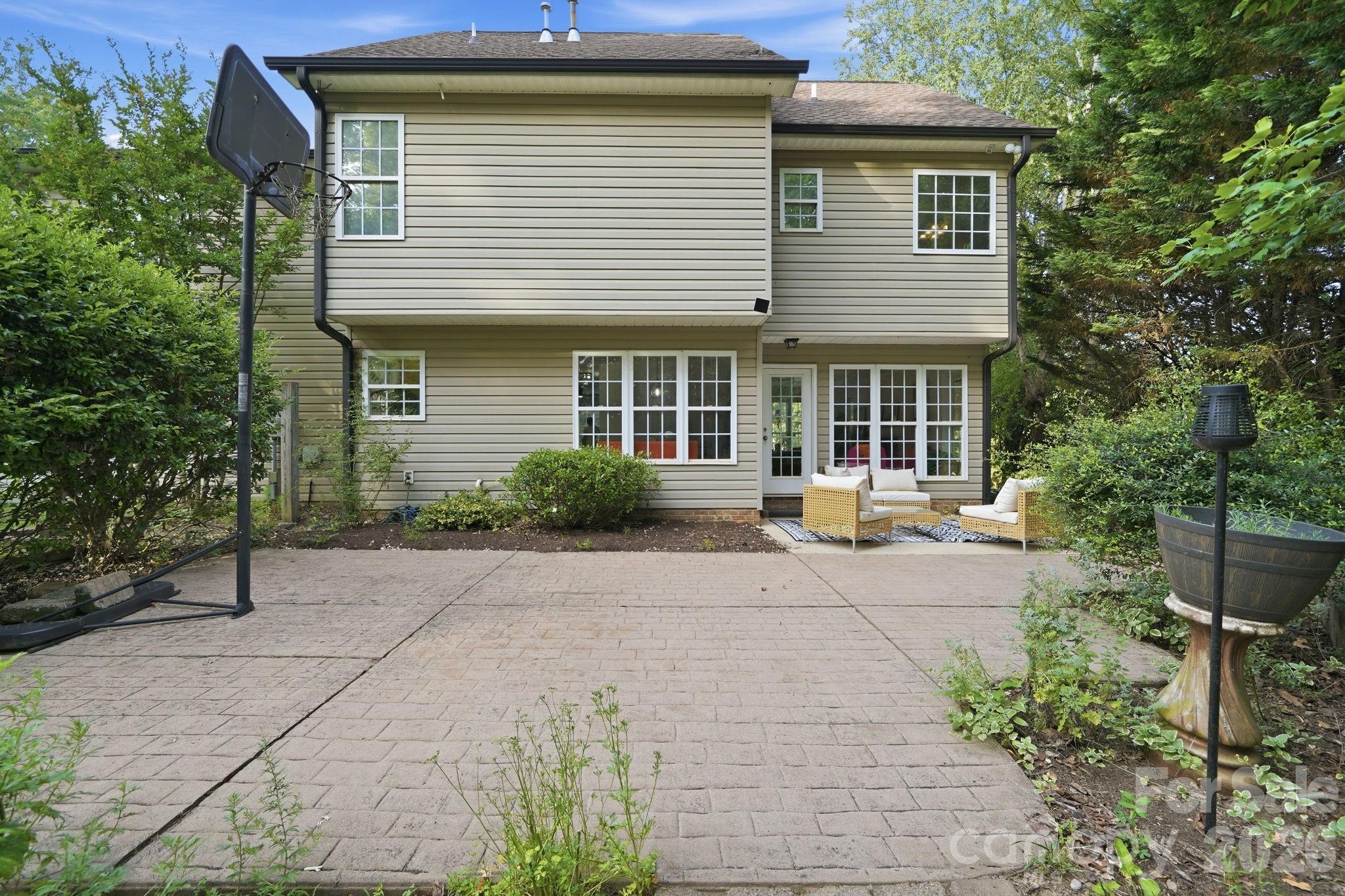 Oxford Hunt - Residential