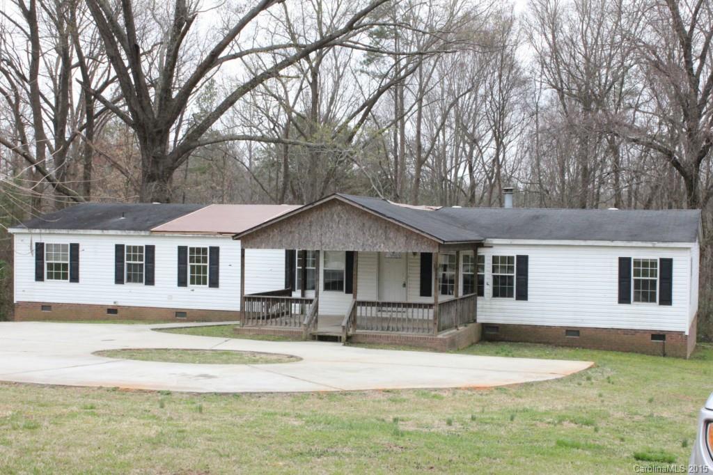 Four bedroom home has large kitchen, master bedroom with walk-in closet. Living room features built-ins and vaulted ceiling. Split floor plan. Offers must be submitted to the Listing Agent/LA. Contact LA for property details. After offer submission, it may take up to 7 calendar days for offer decision. Communication will be sent to buyers with results & next steps for the accepted offer. Bank of America, N.A. associates, household members and business partners are prohibited from purchasing.