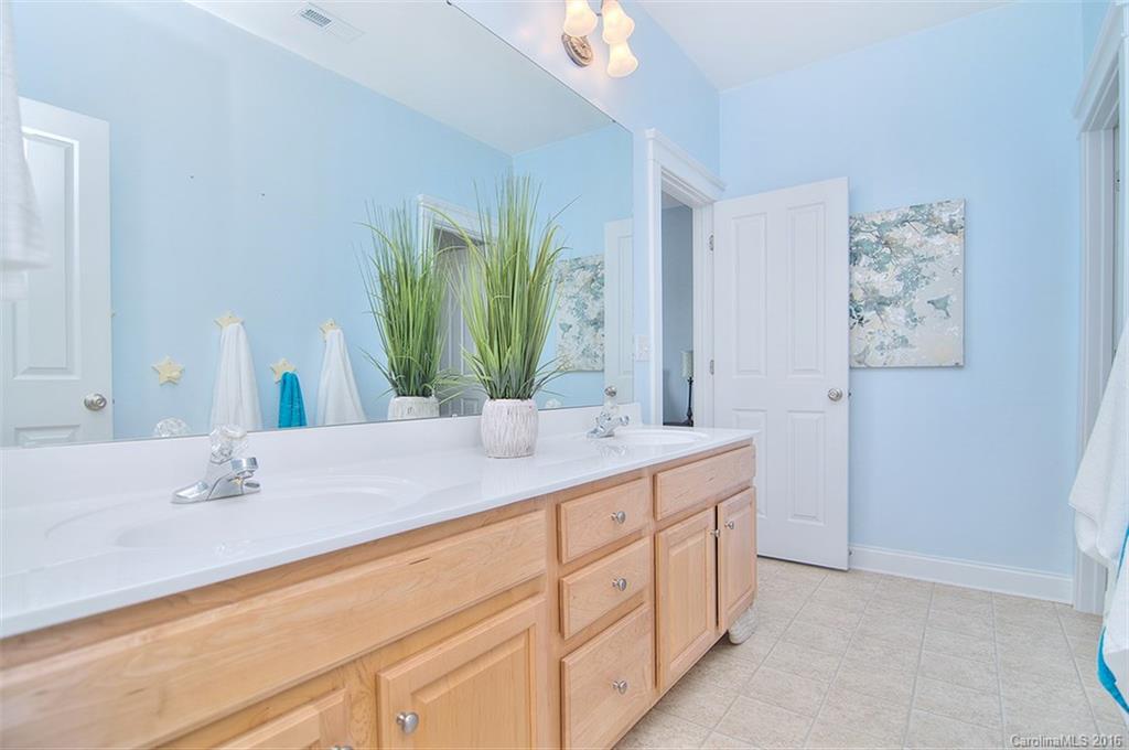 Lake Shore - Residential