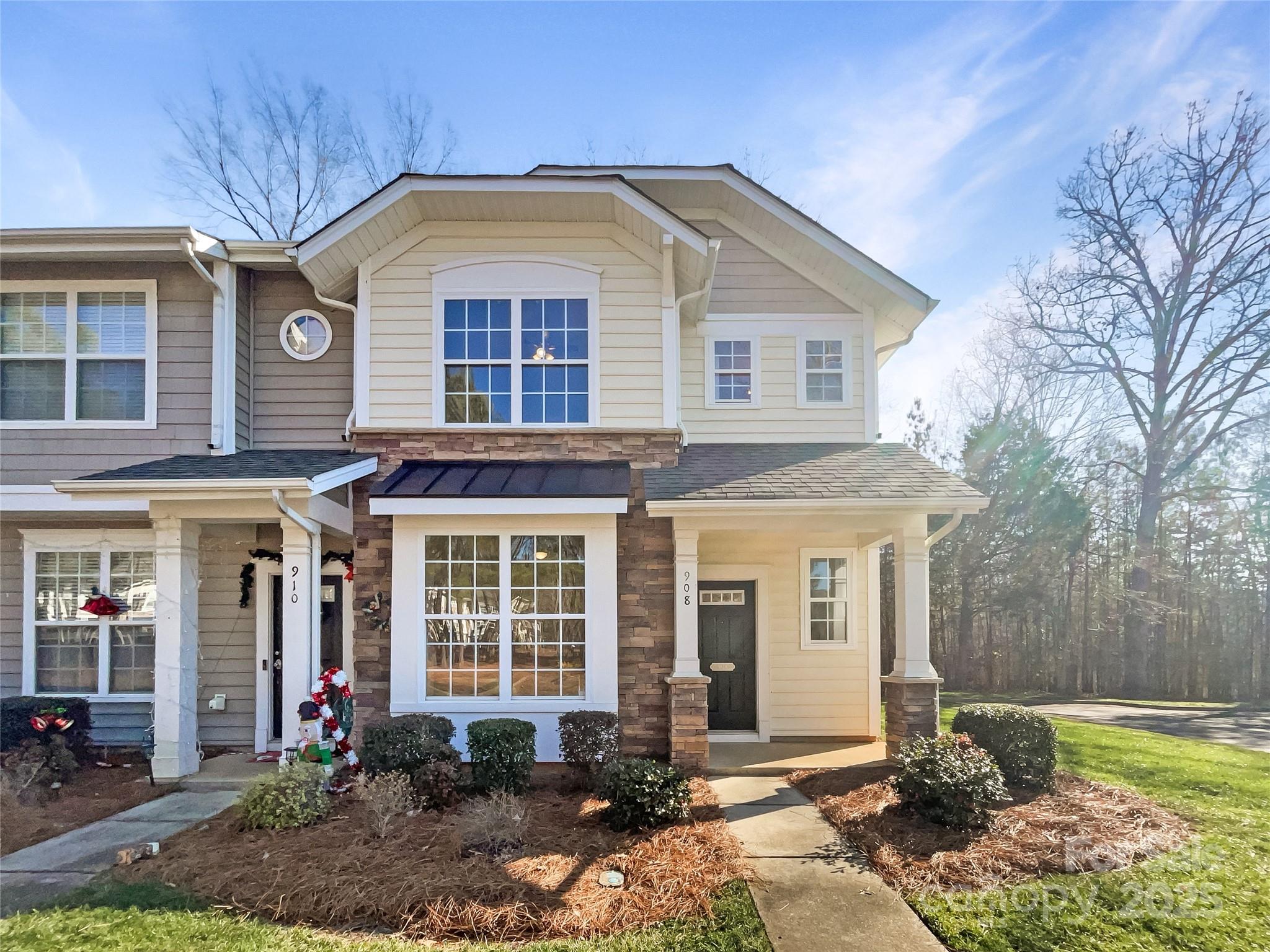 Ridge Pointe - Residential
