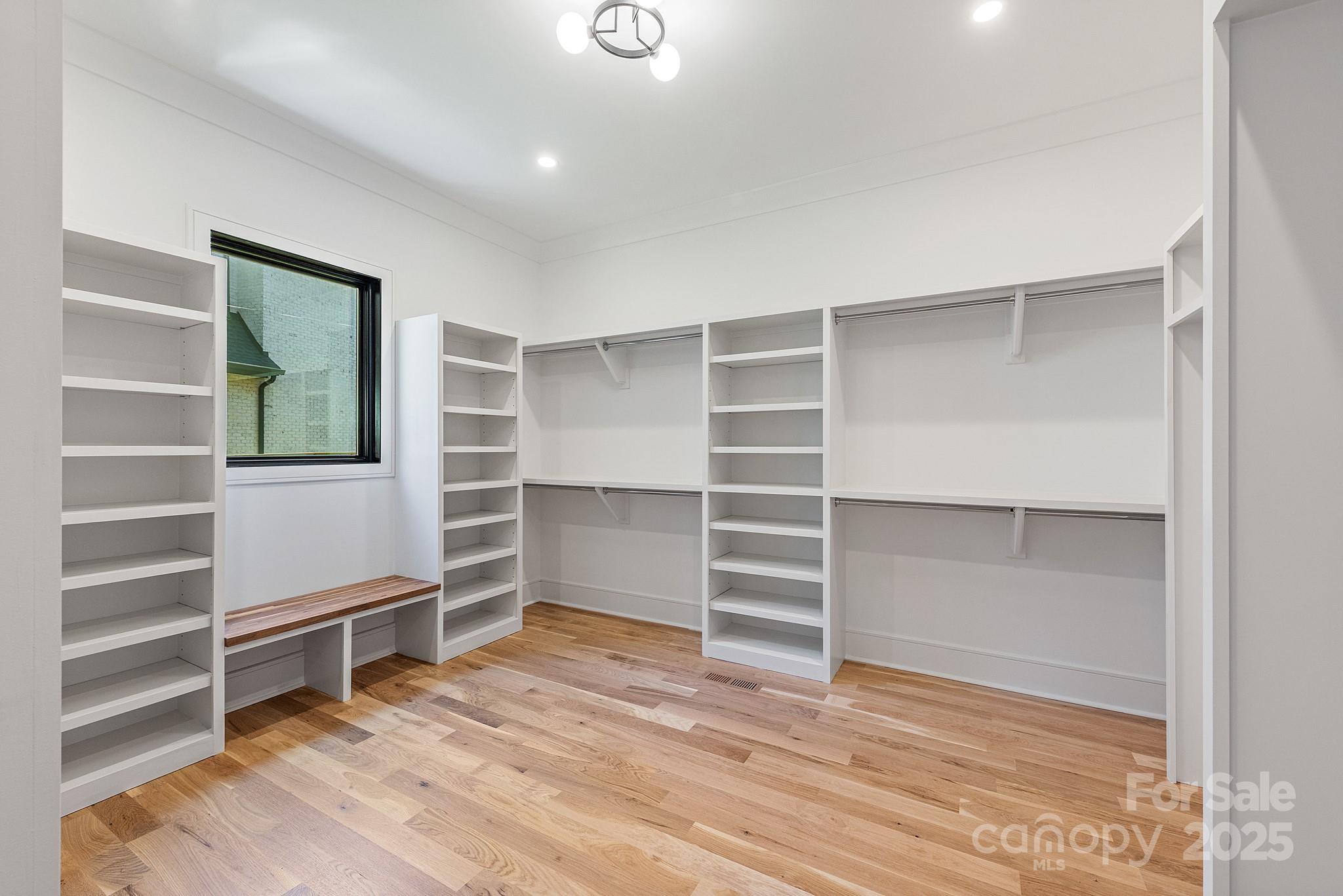 Lansdowne - Residential