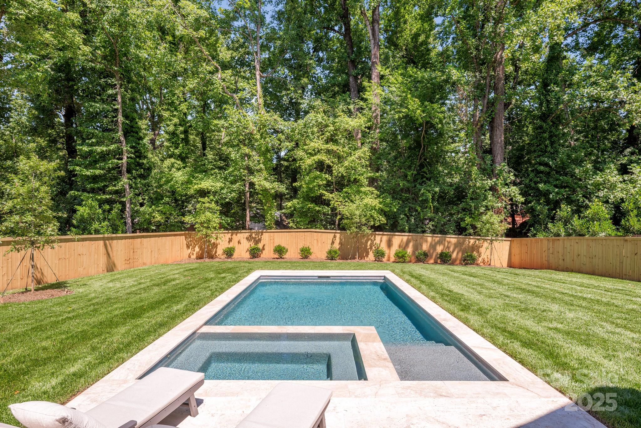 Lansdowne - Residential