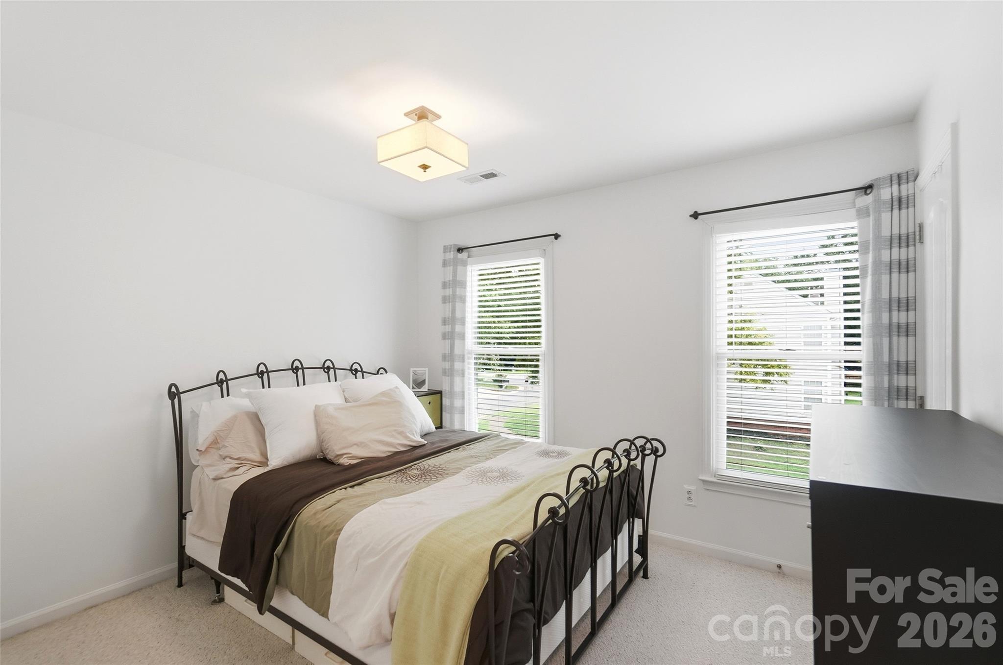 Davis Lake - Residential