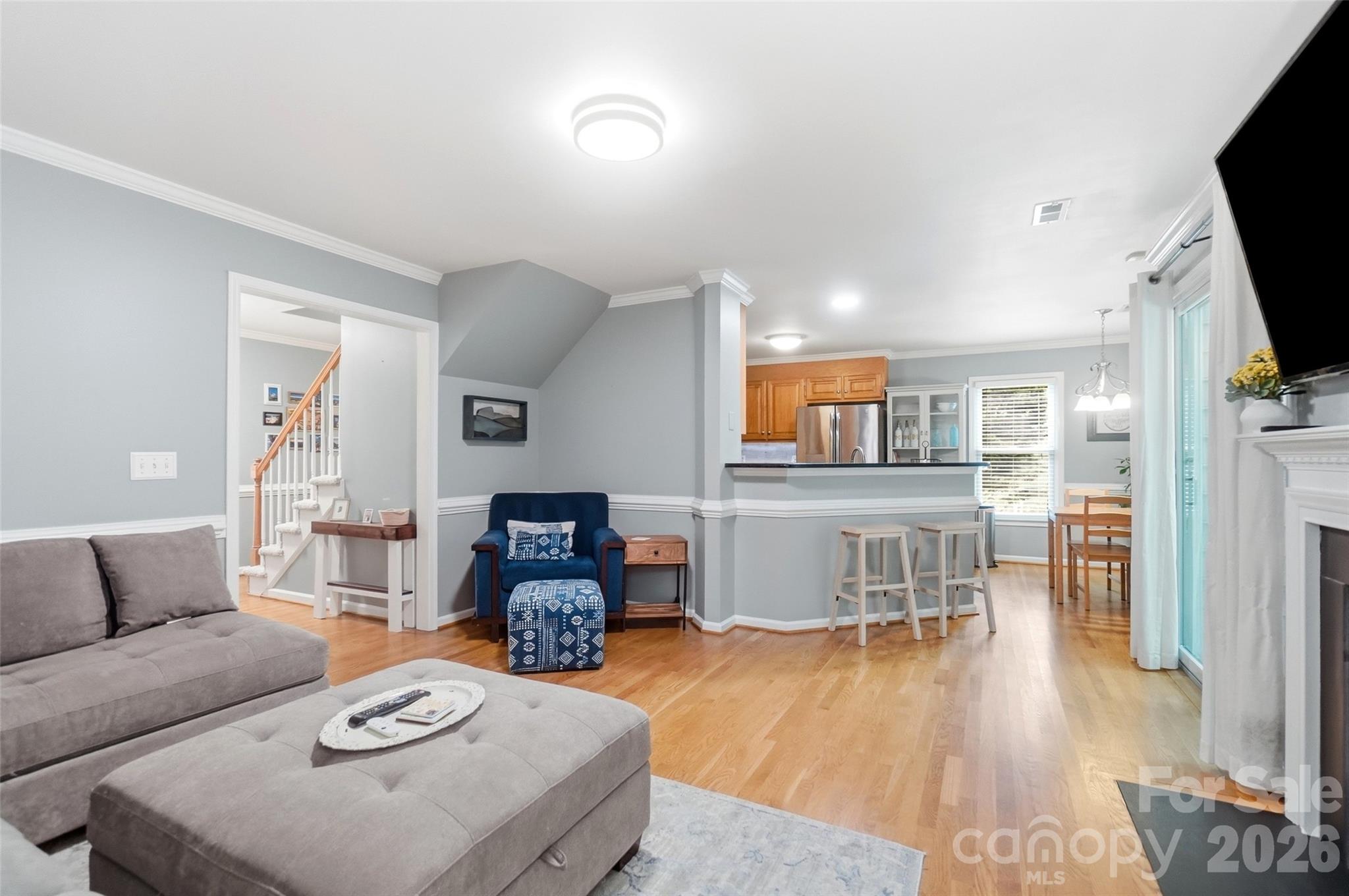 Davis Lake - Residential