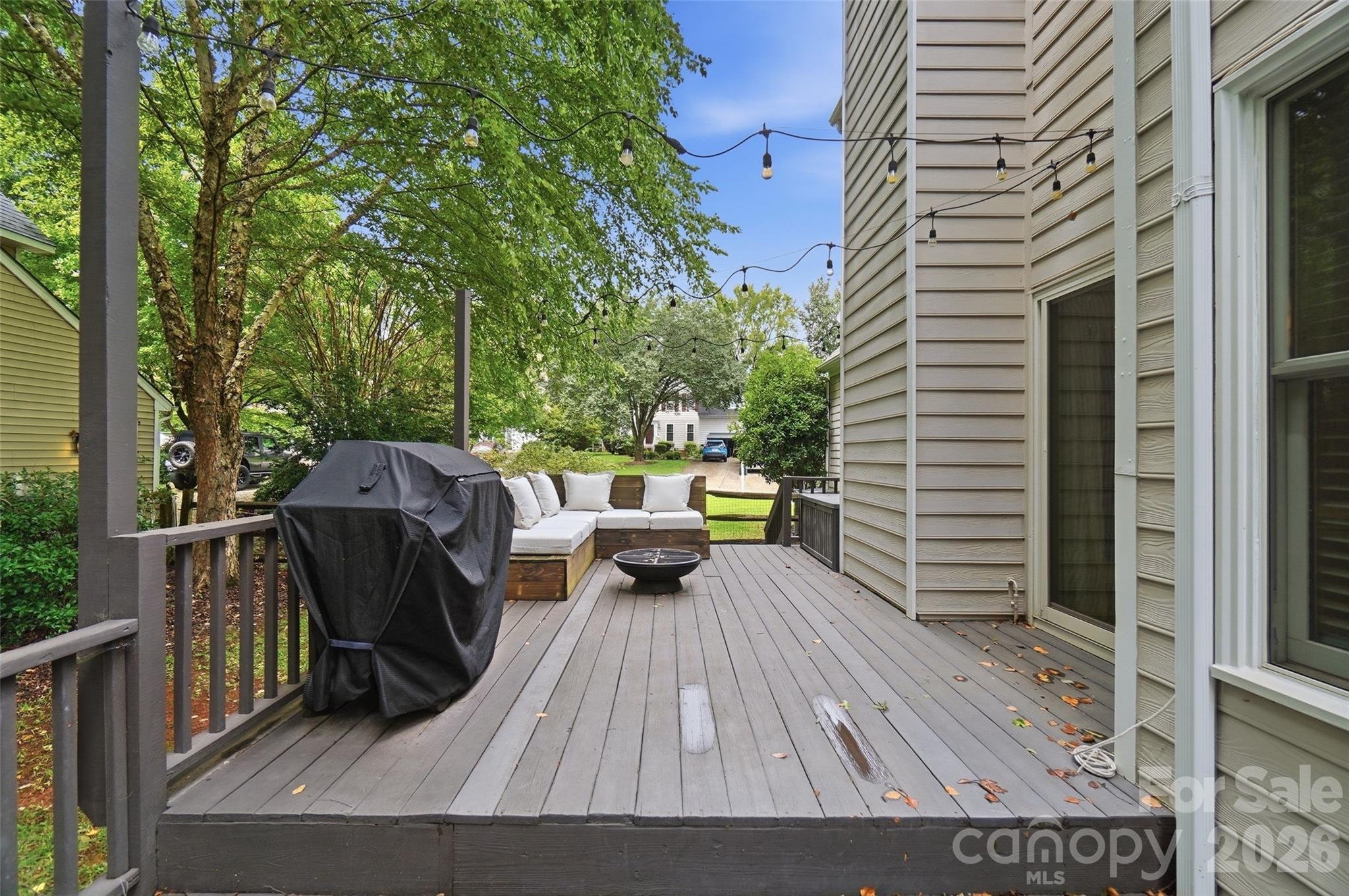 Davis Lake - Residential