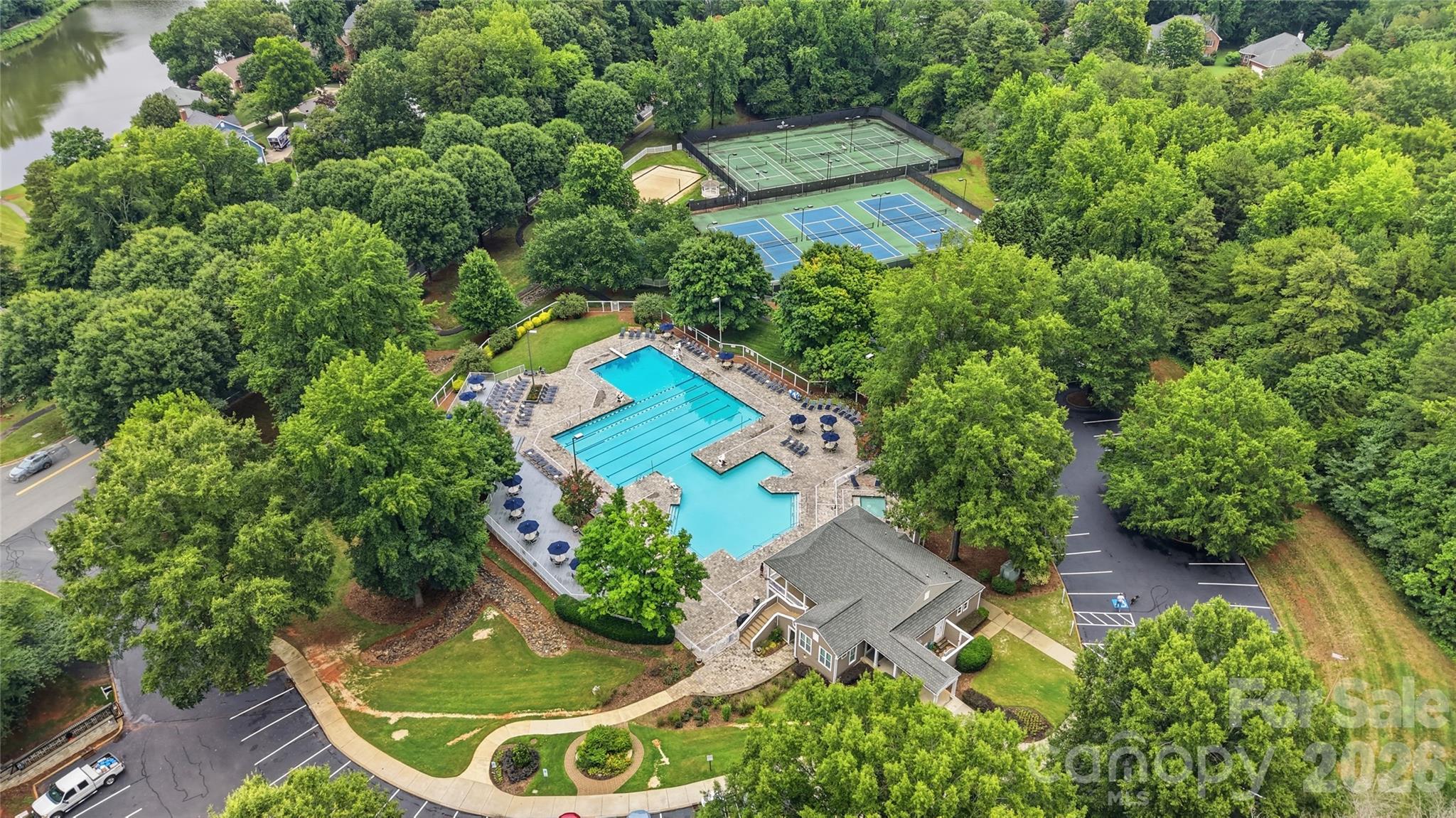 Davis Lake - Residential
