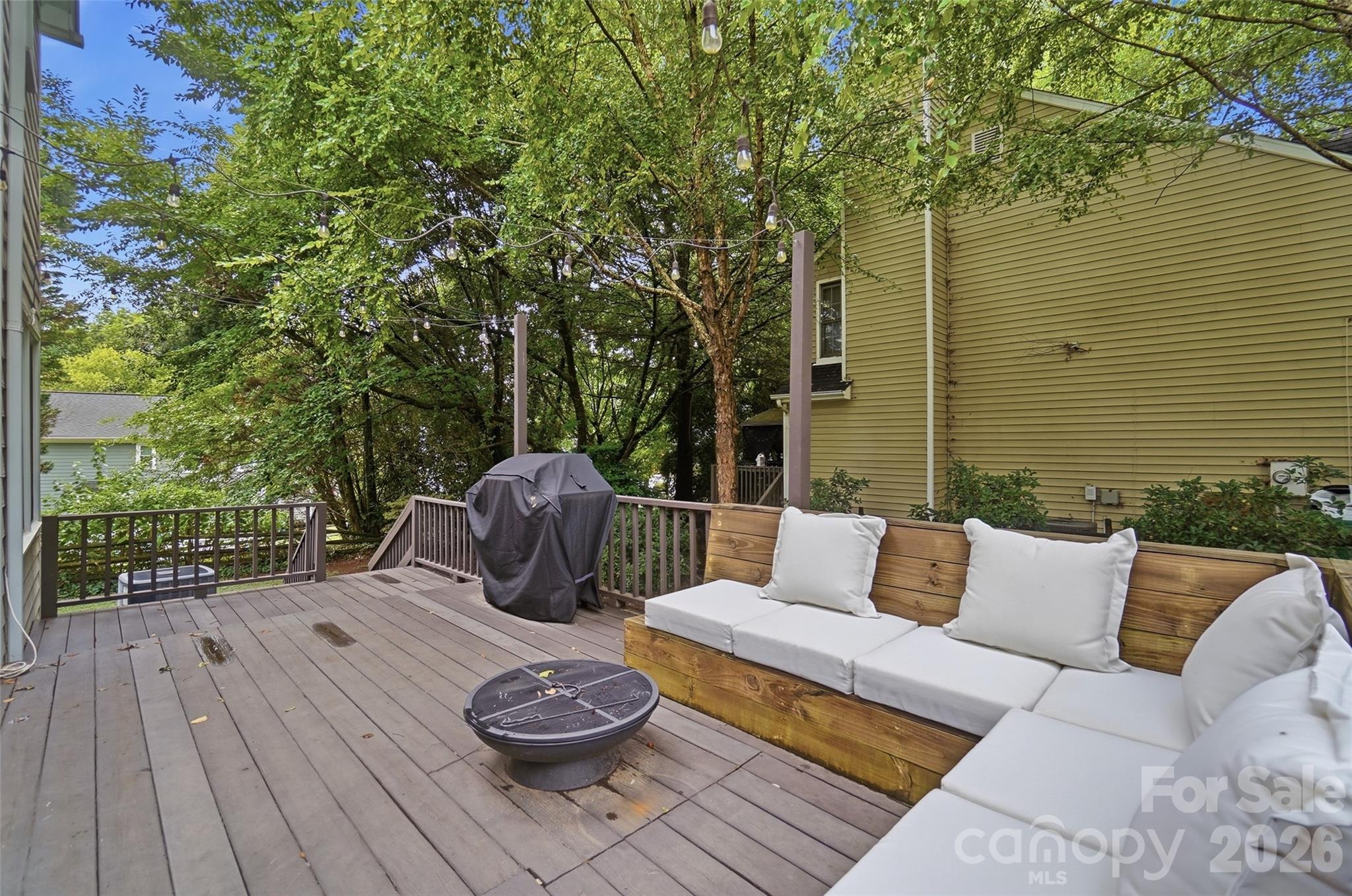 Davis Lake - Residential