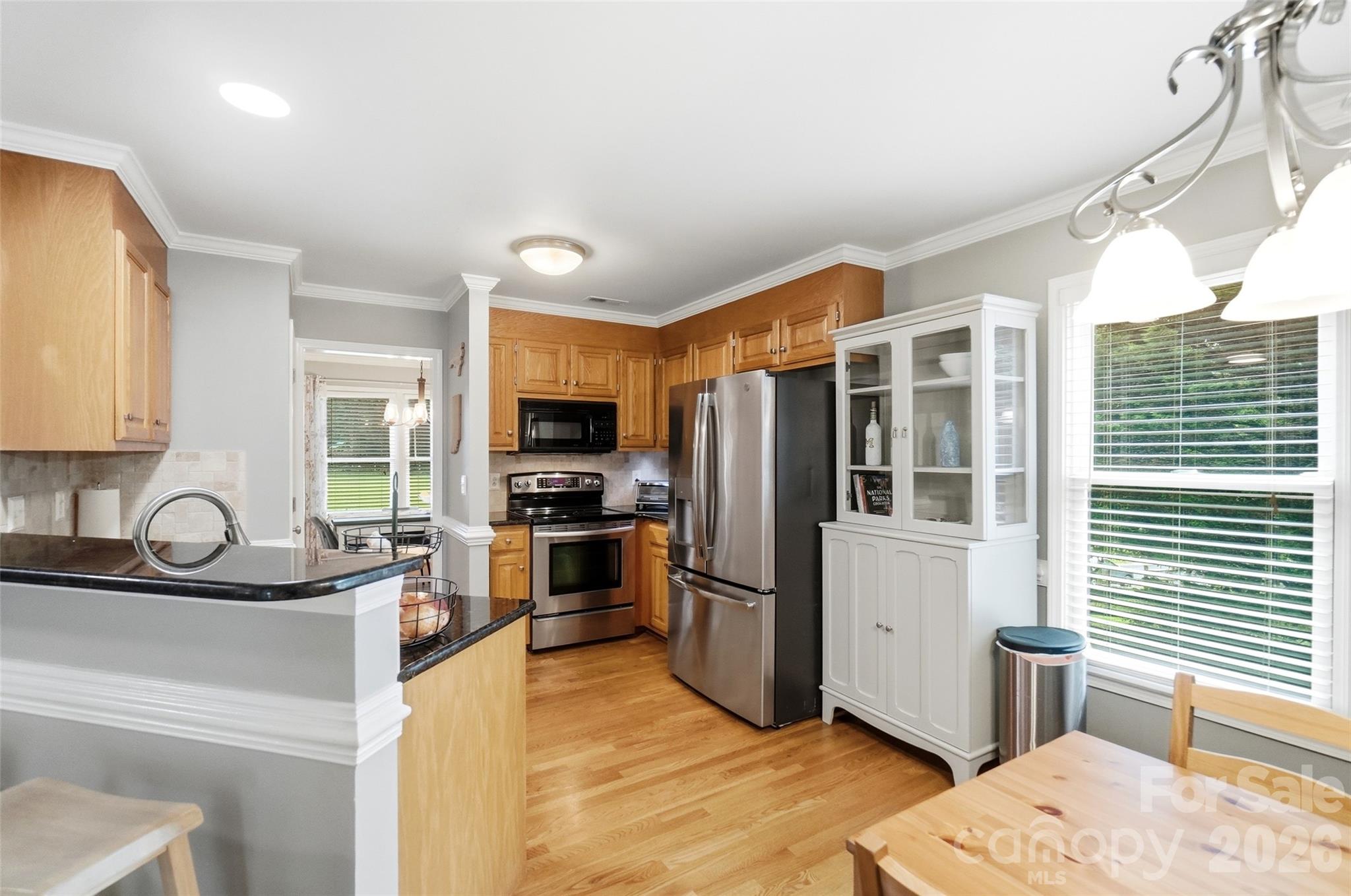 Davis Lake - Residential
