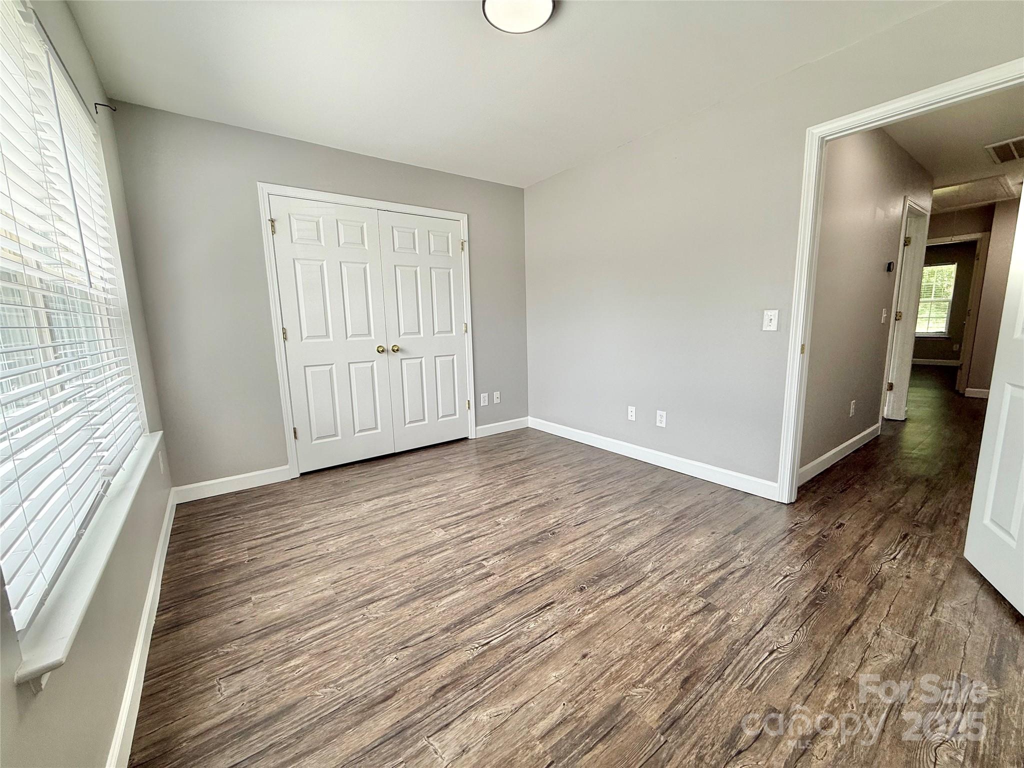 Holly Hills - Residential