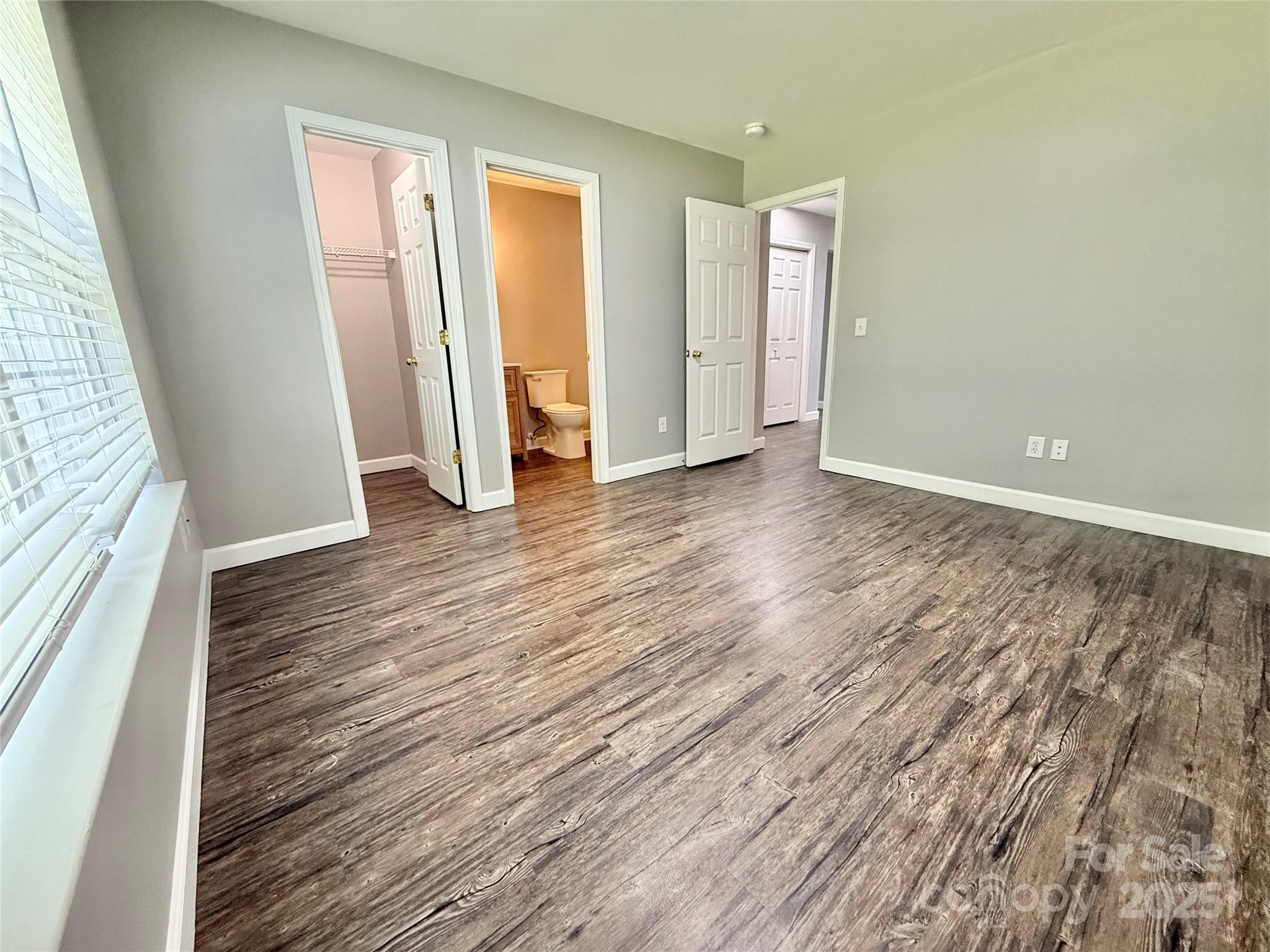 Holly Hills - Residential
