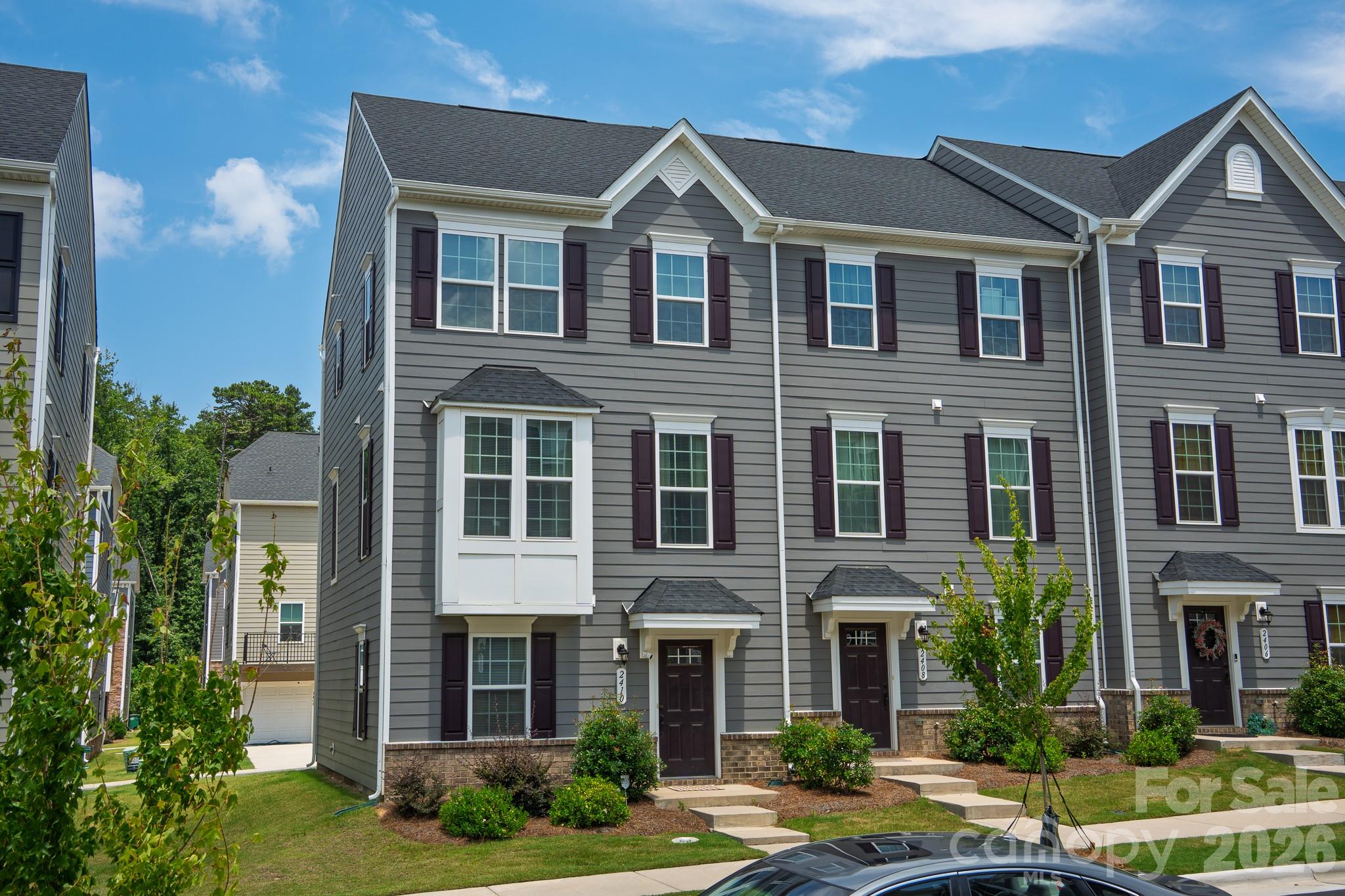 Stone Creek Townhomes - Residential