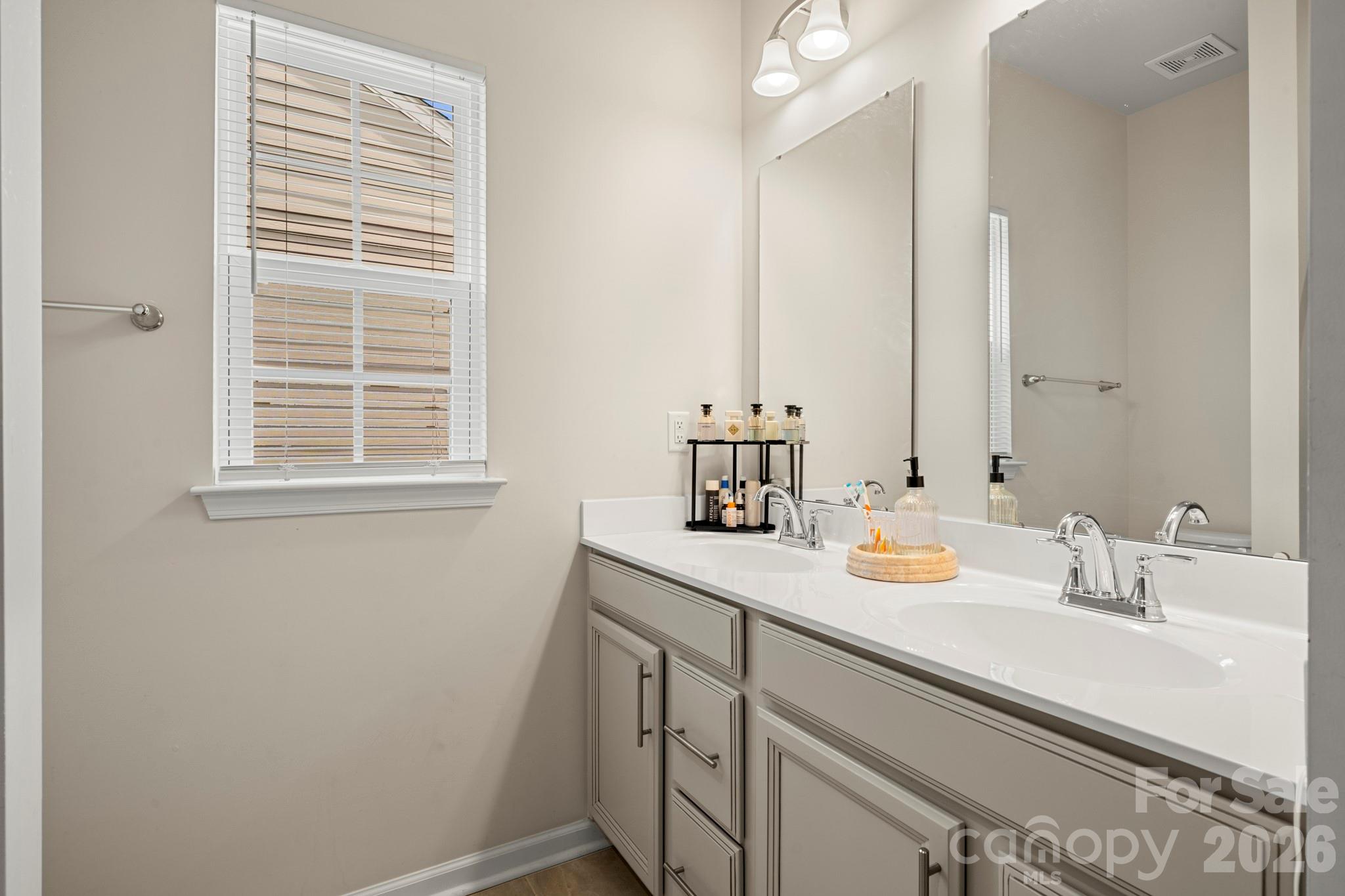 Stone Creek Townhomes - Residential