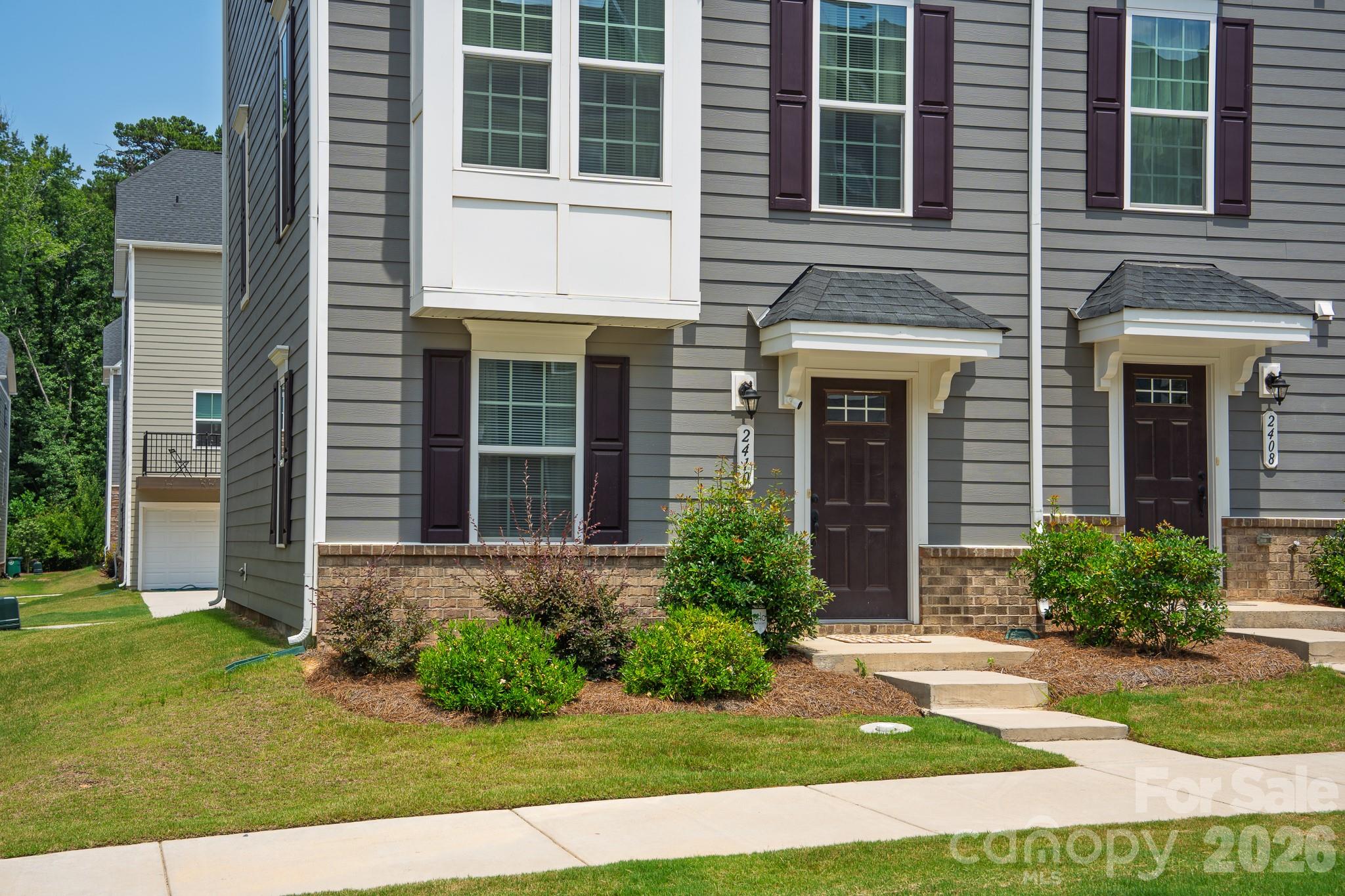 Stone Creek Townhomes - Residential