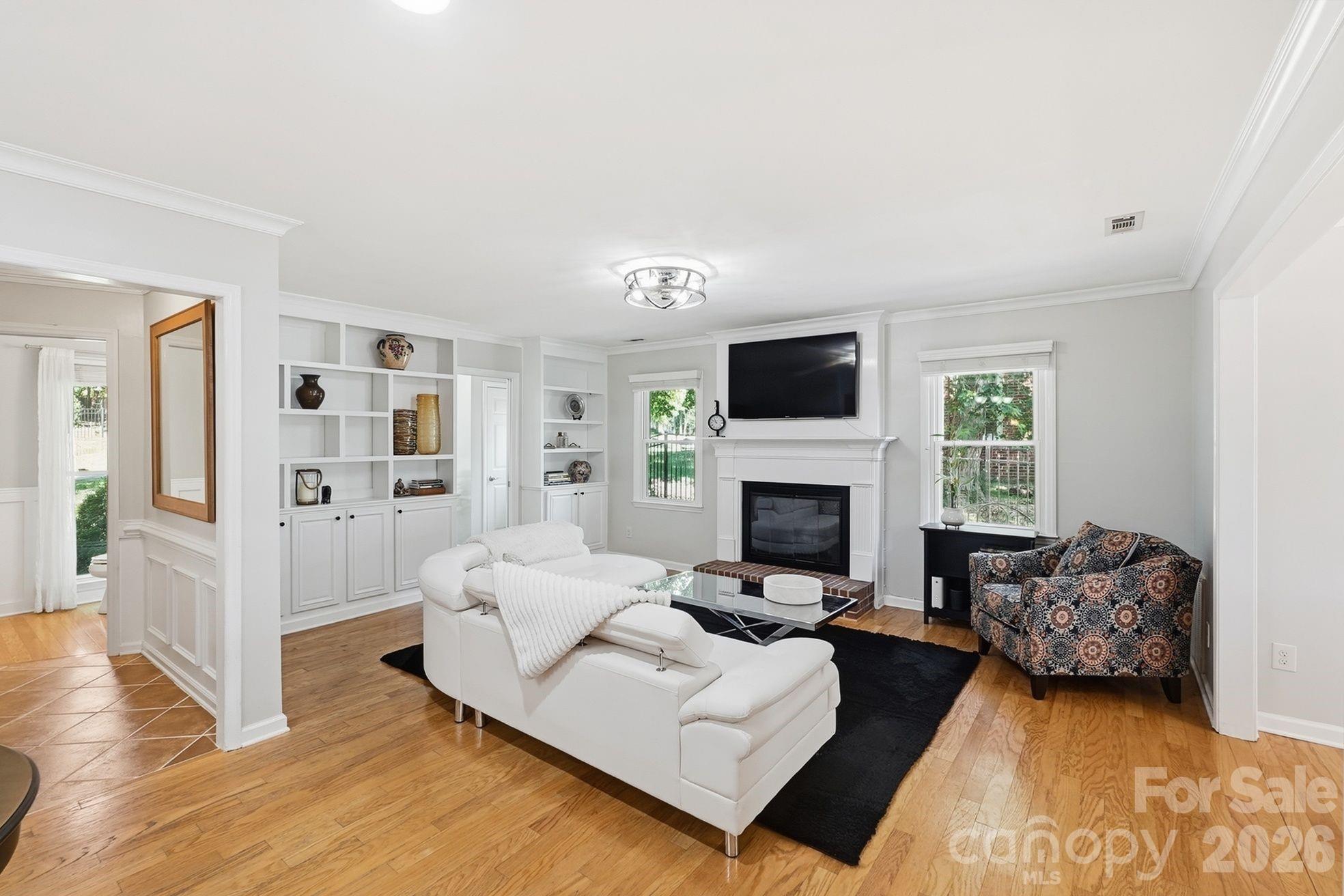 Cameron Wood - Residential