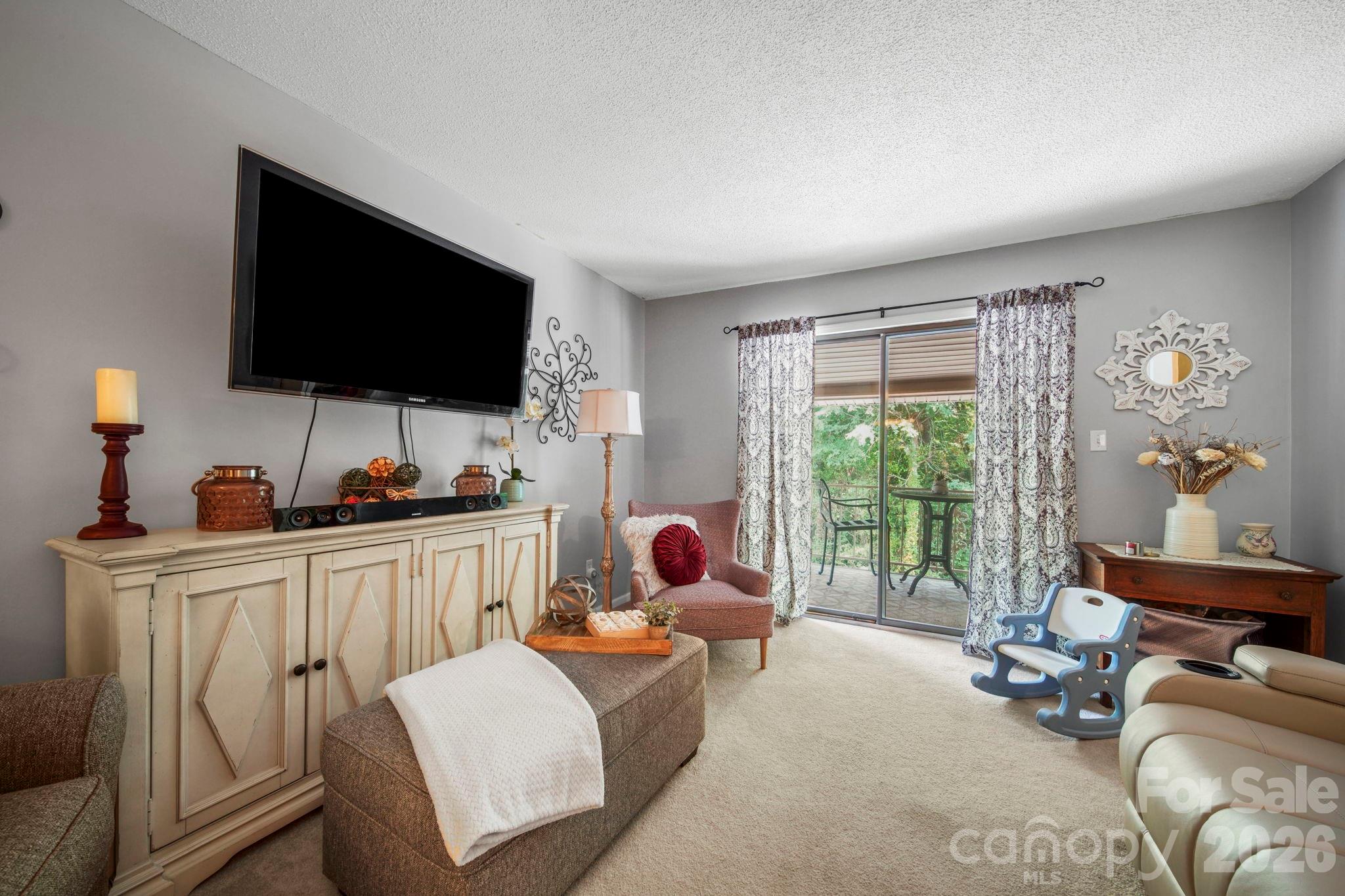 Carriage House - Residential