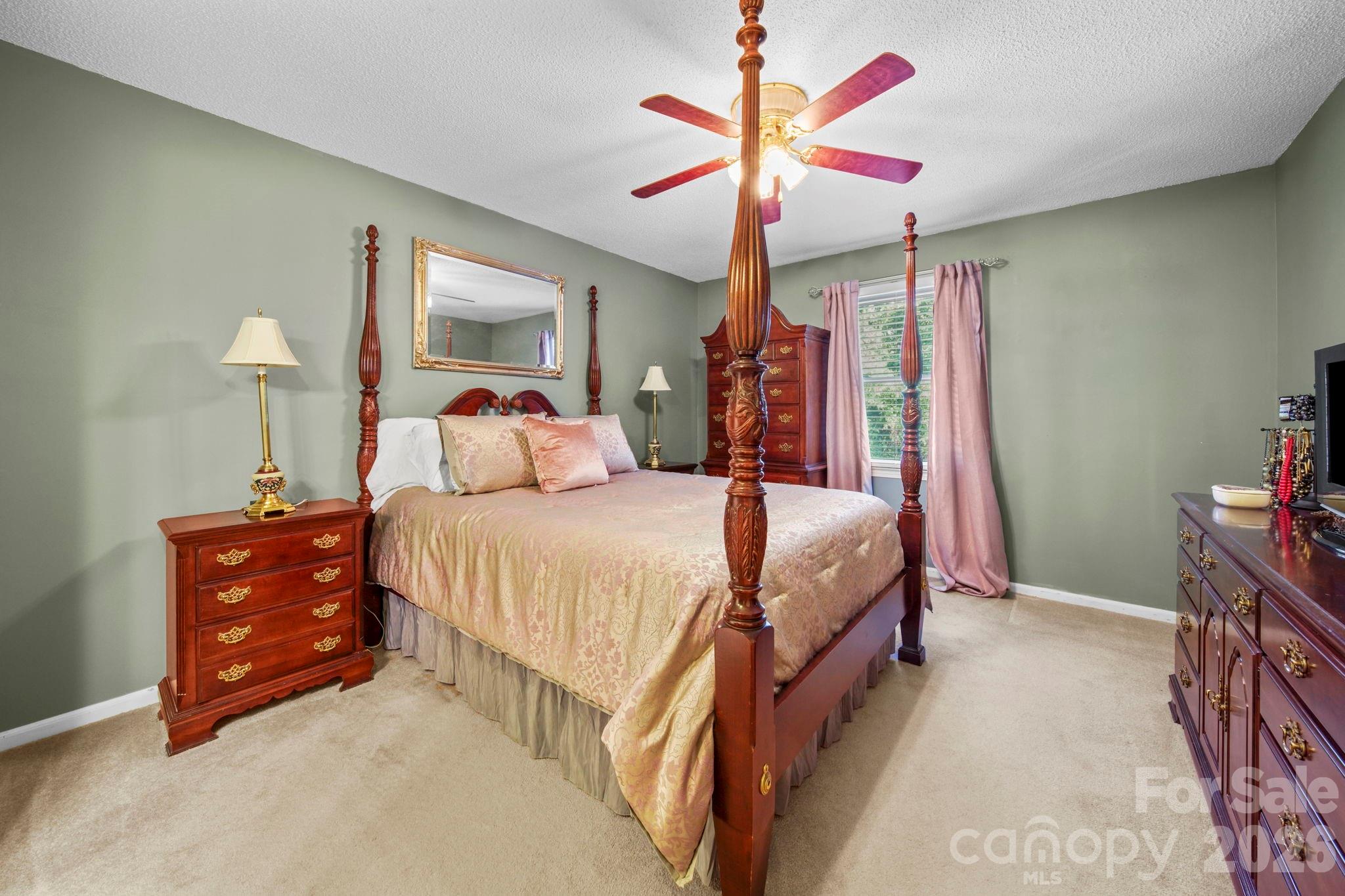 Carriage House - Residential