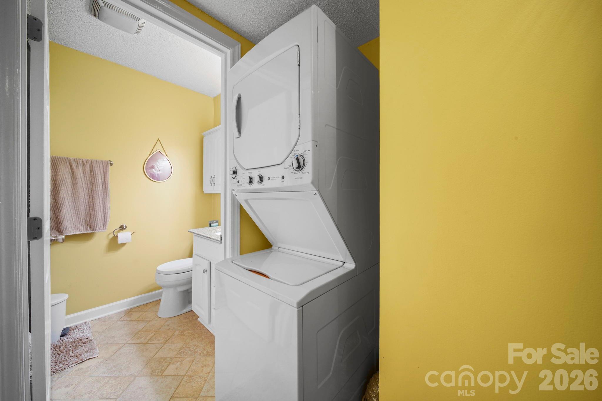 Carriage House - Residential
