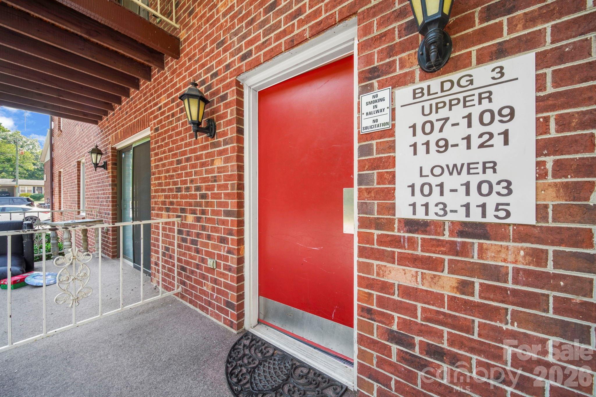 Carriage House - Residential