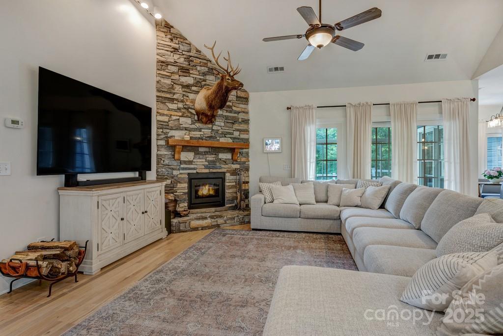 Golden Hills - Residential