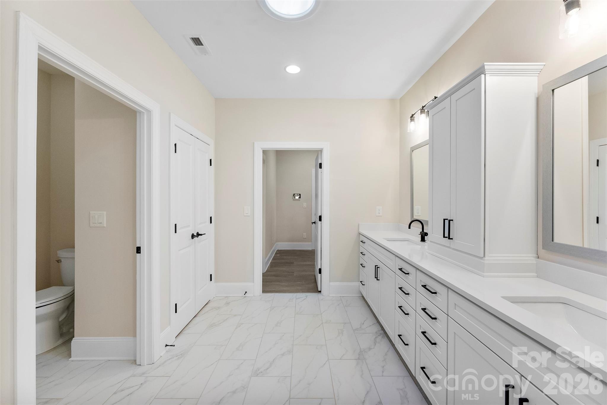 Founders Landing - Residential