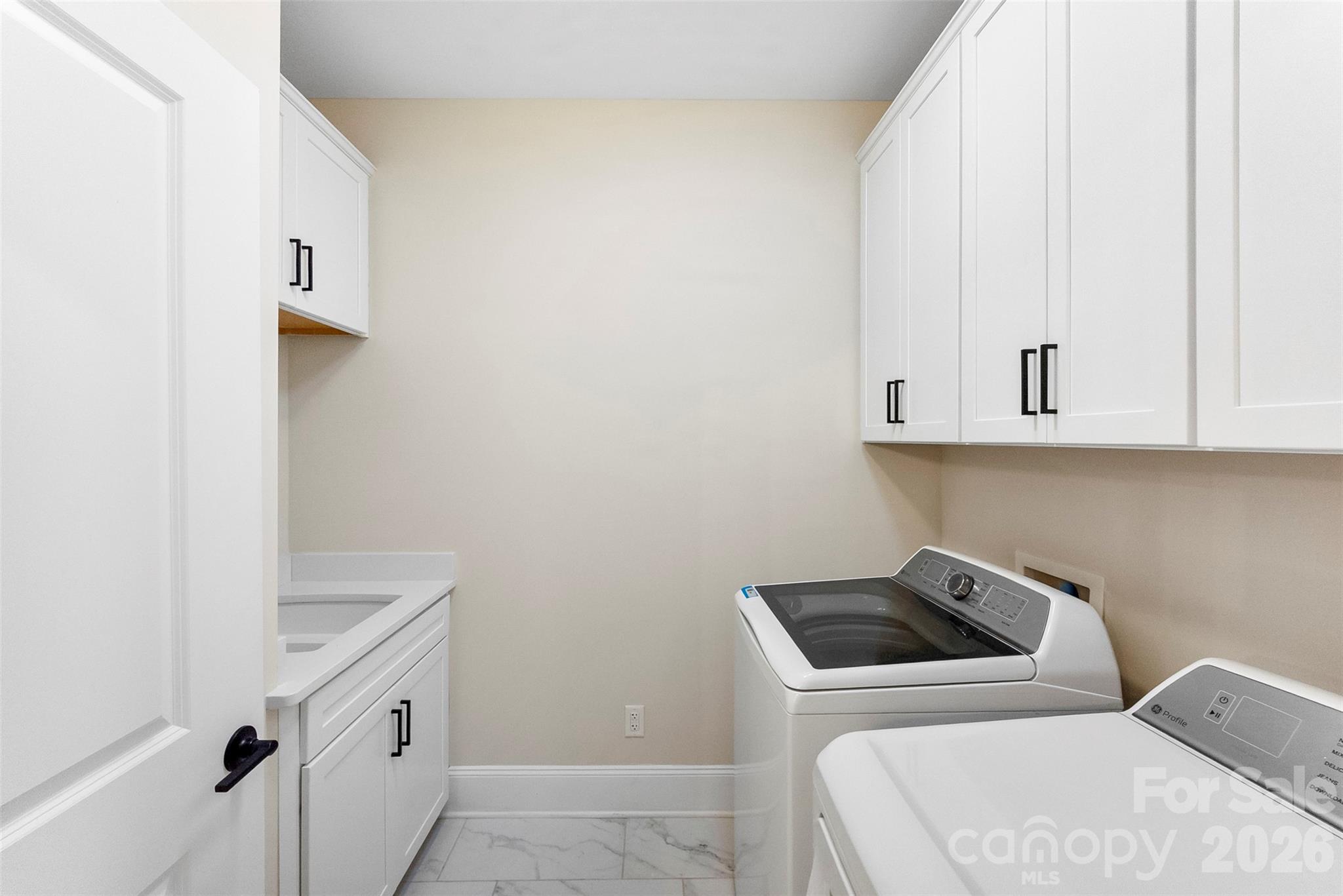 Founders Landing - Residential