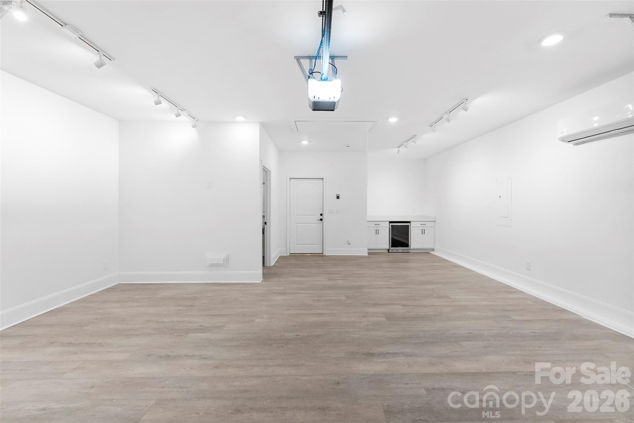 Founders Landing - Residential