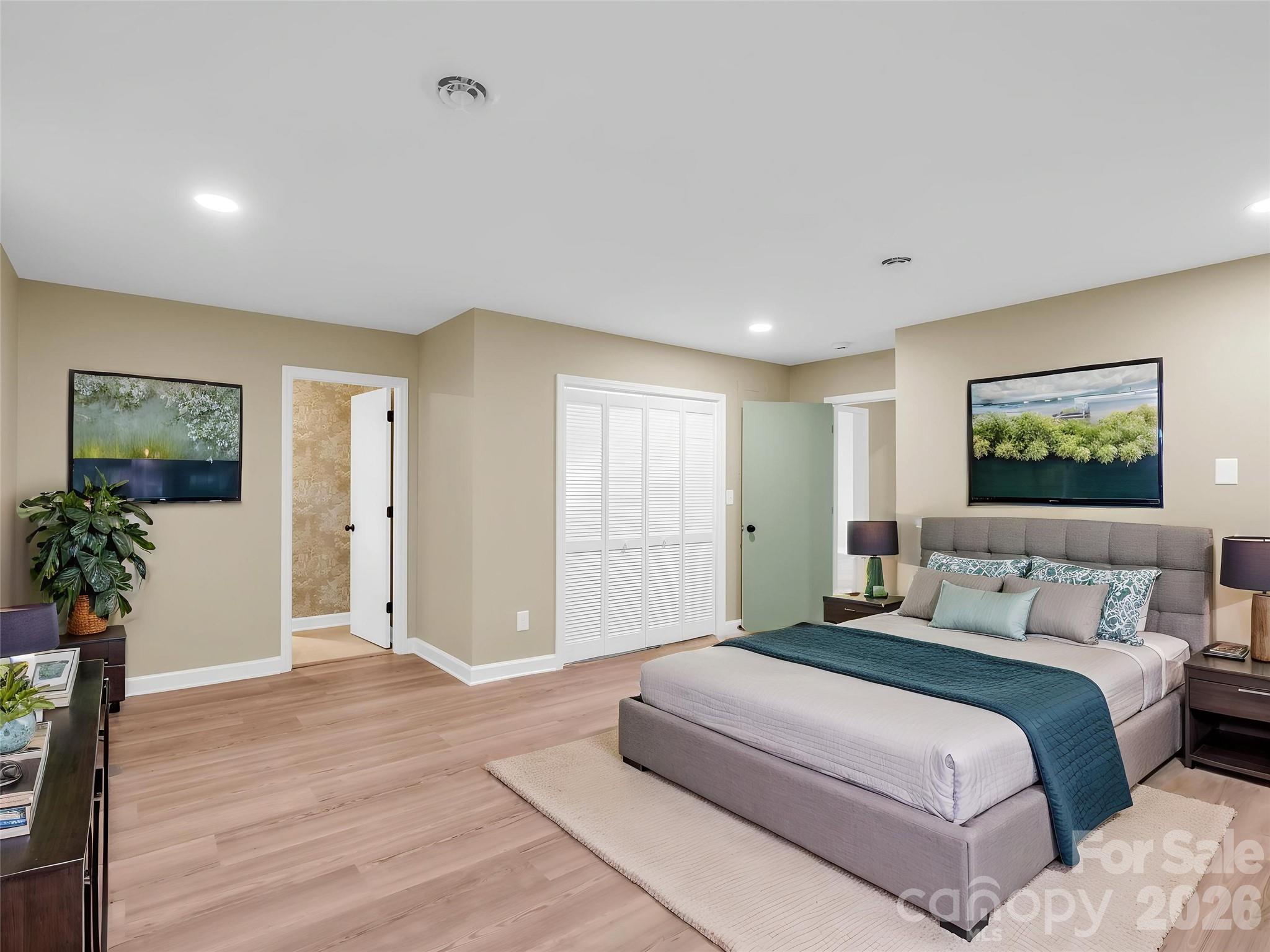 One Tryon Place - Residential