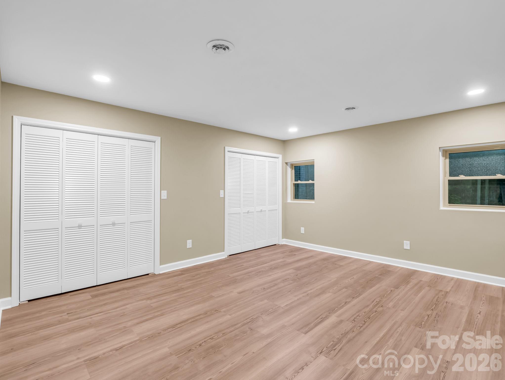 One Tryon Place - Residential