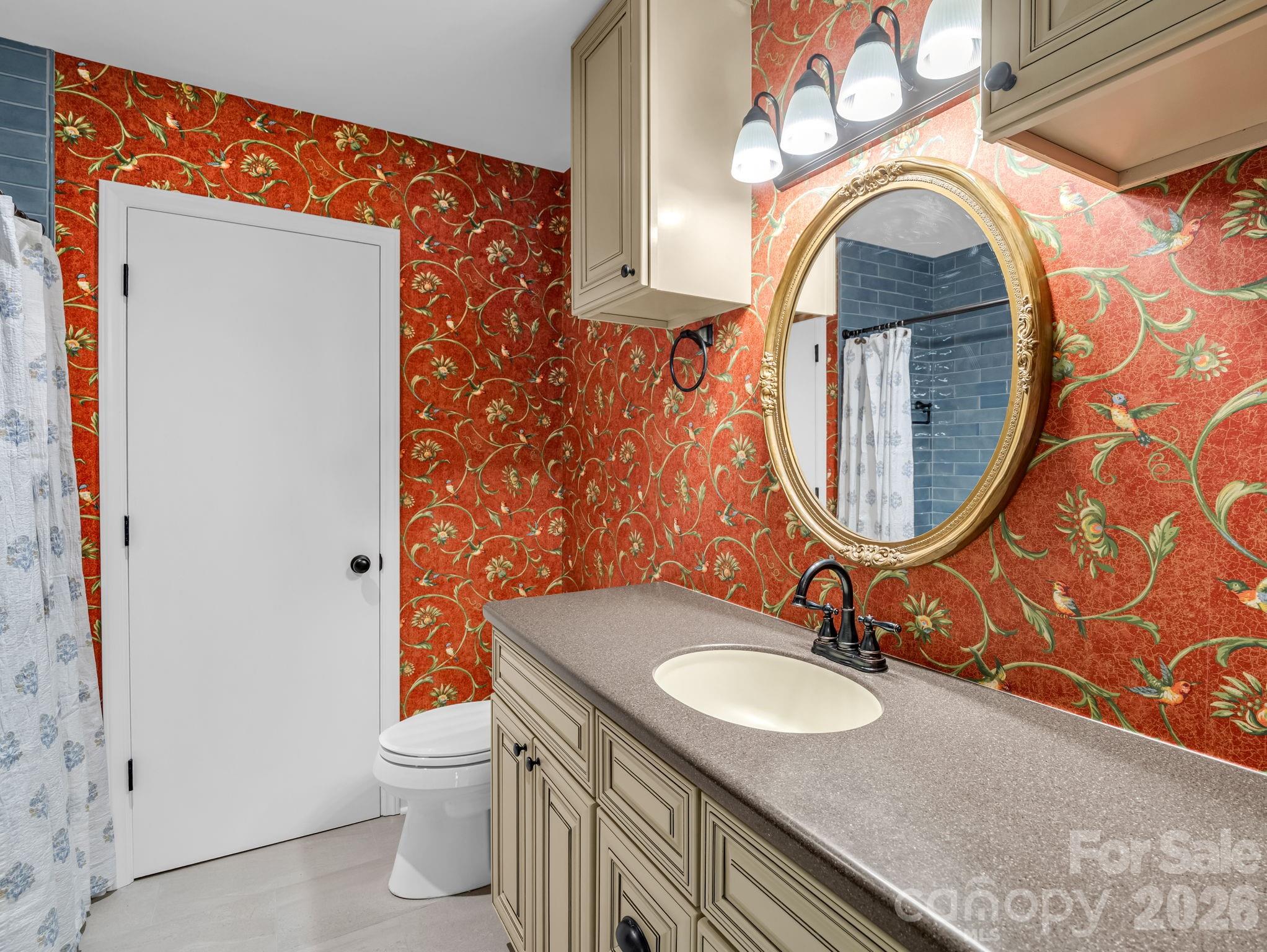 One Tryon Place - Residential