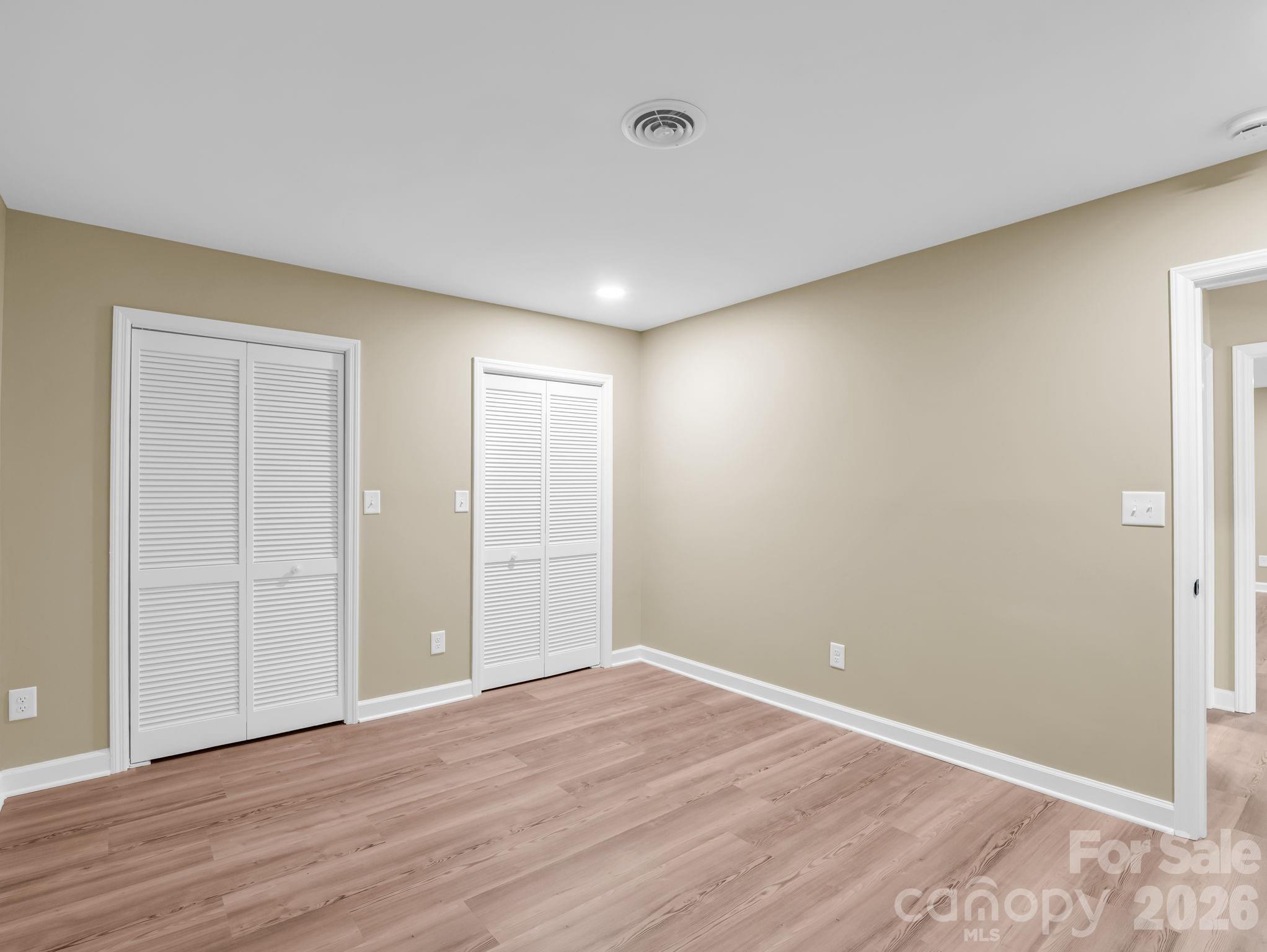 One Tryon Place - Residential