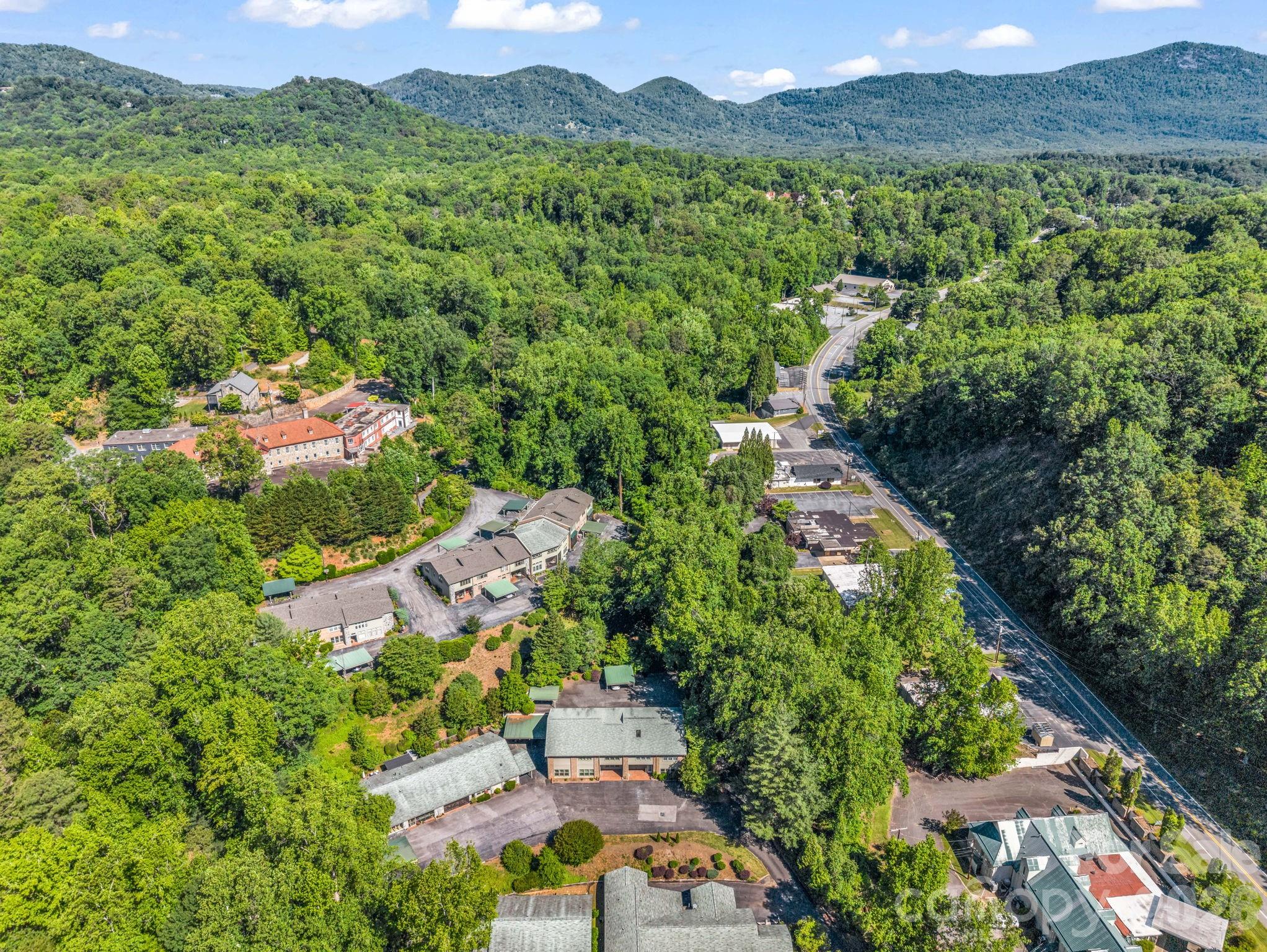 One Tryon Place - Residential