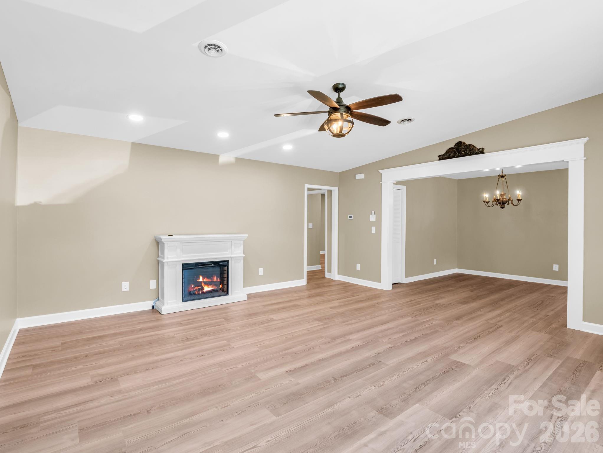 One Tryon Place - Residential