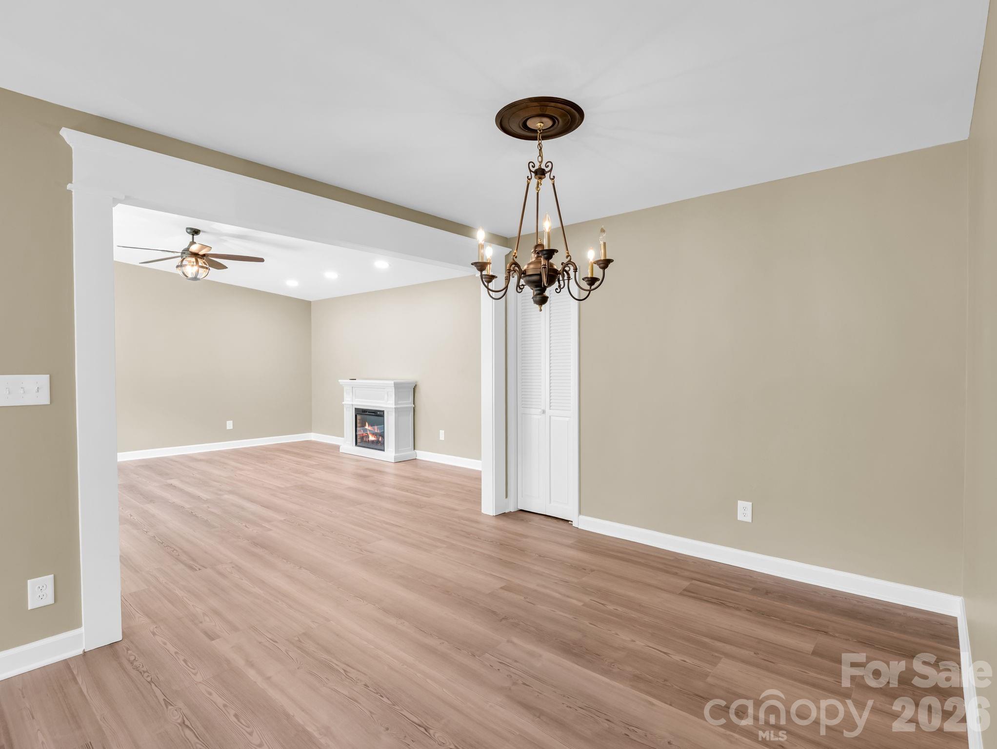 One Tryon Place - Residential