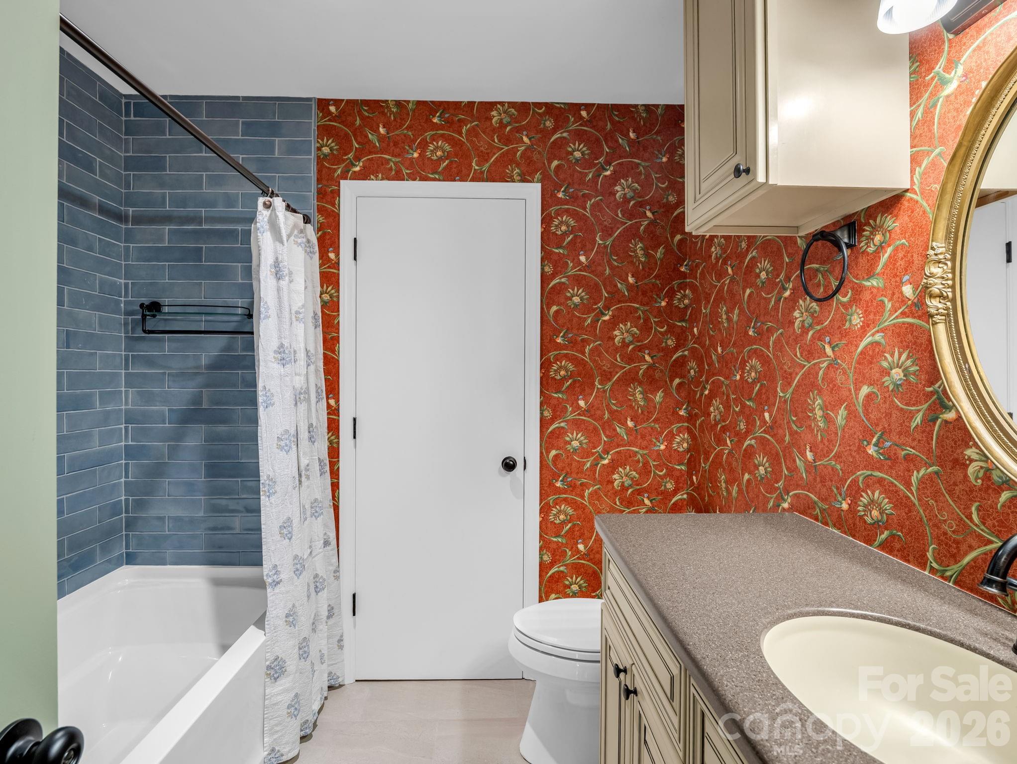 One Tryon Place - Residential