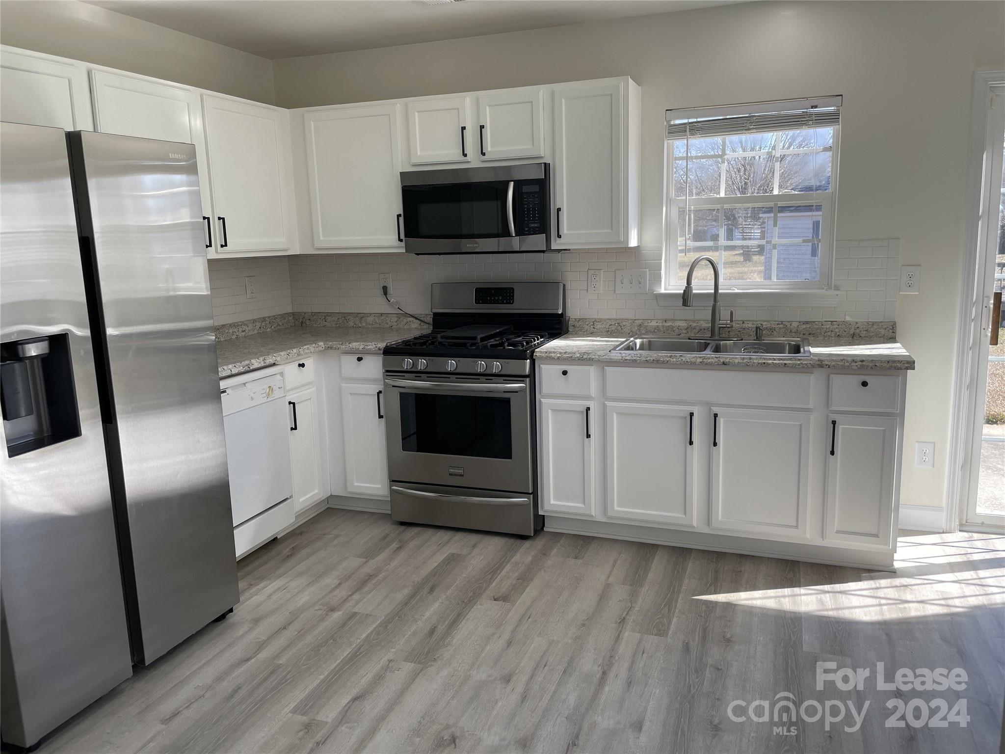 Hunting Creek - Residential Lease