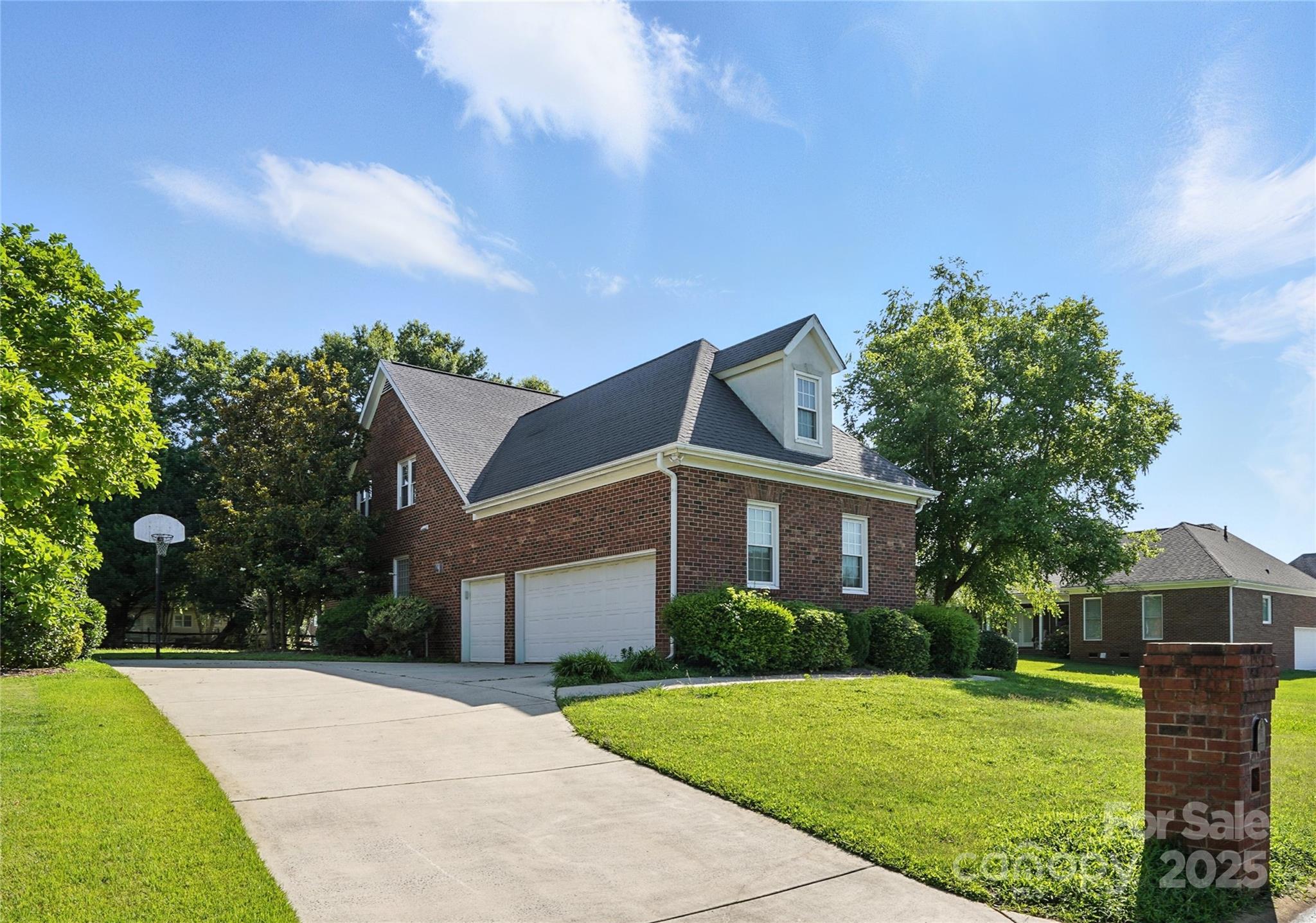 Beacon Knoll - Residential