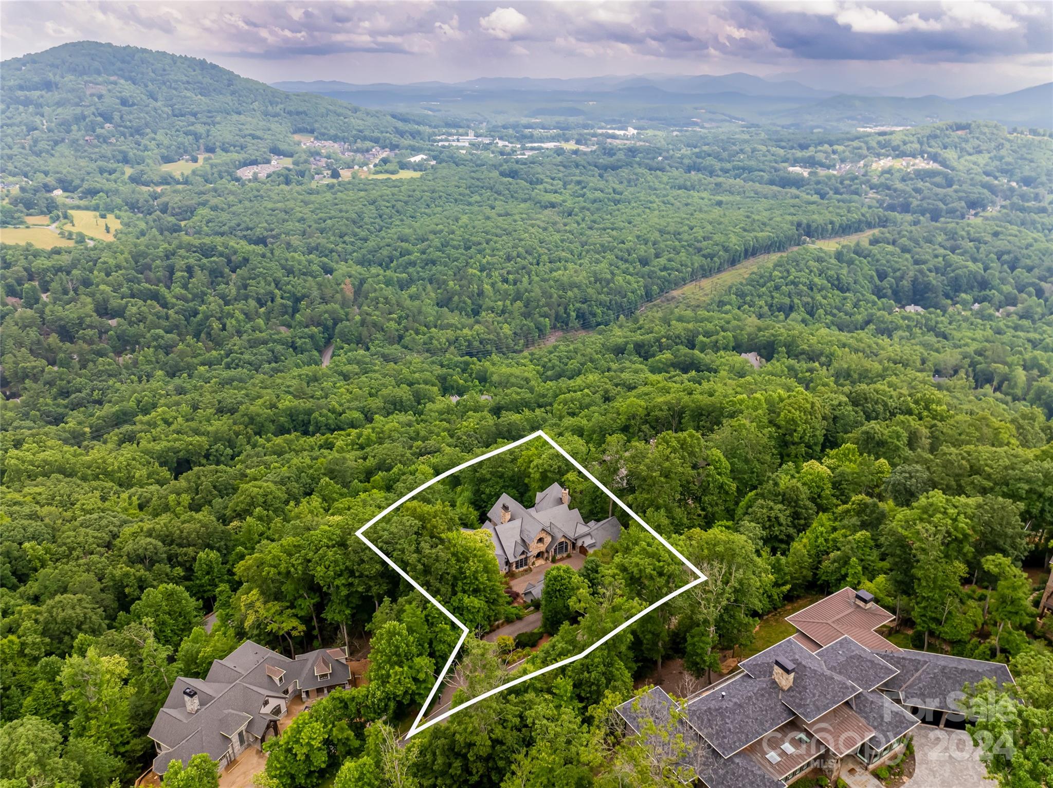 The Cliffs at Walnut Cove - Residential