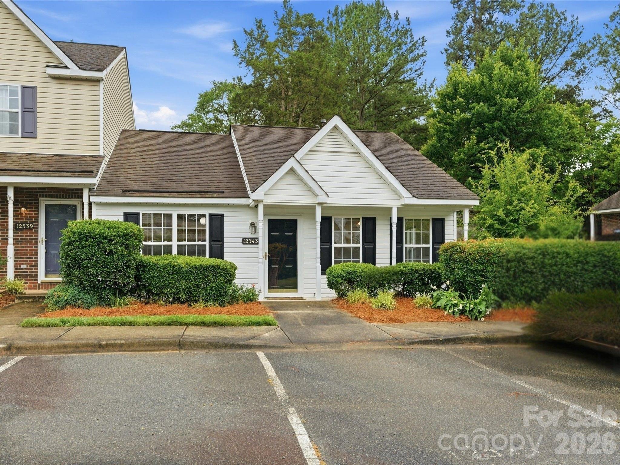 Maplecrest - Residential