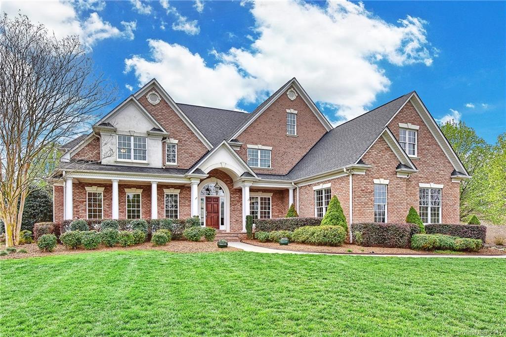 Welcome Home. Fabulous Custom Built home w/Open Floor plan.4983 SF, Gorgeous built-ins. Interior freshly painted/hardwoods refinished.Expanded floorplan to include Keeping Room w/FP & courtyard access.Huge Cooks kitchen w/SS App/gas cooktop.Master on Main w/custom trey ceiling and courtyard access. Office on main w/built ins and closet. Dual Staircases.3 Beds up w/private baths.Huge Bonus.3rd floor walk up.Central vac.Fenced/perfect for pool!Water features/pergola/outdoor kitchen.Marvin Schools.