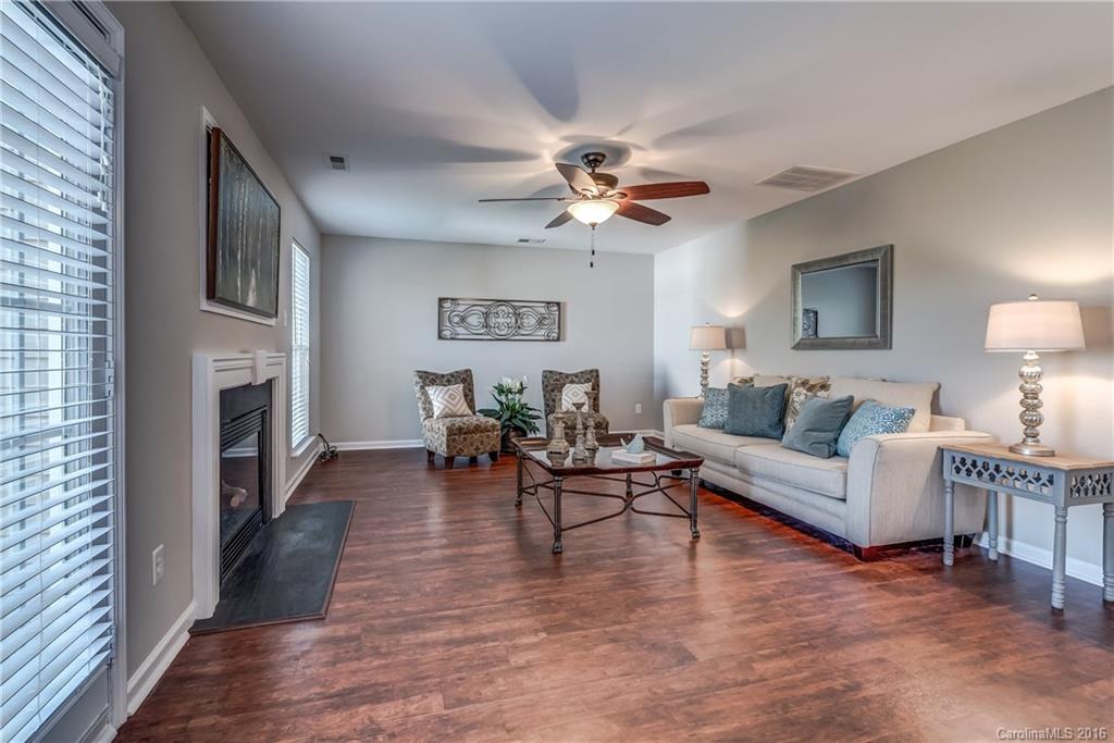 Curtis Pond - Residential